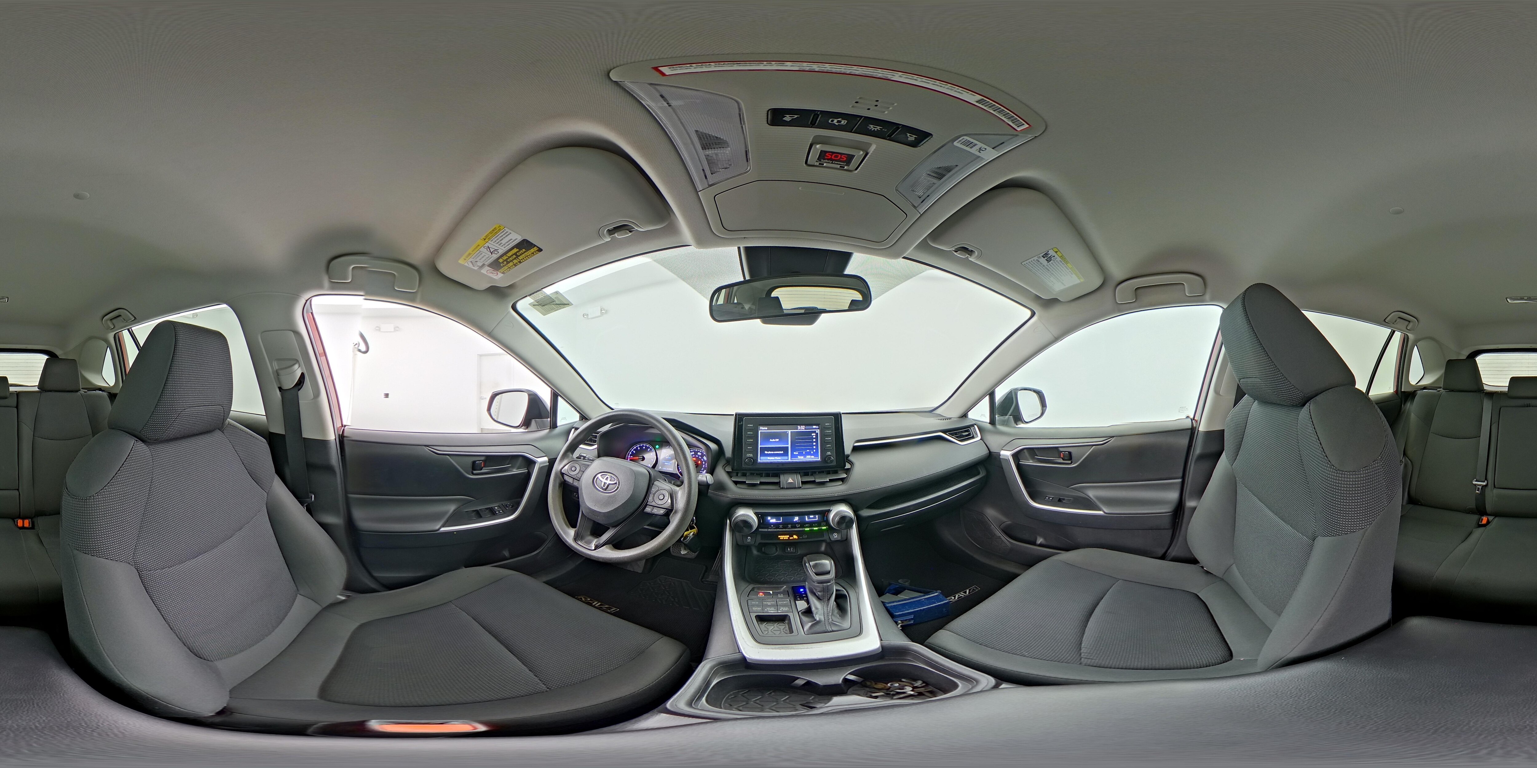 2019 Toyota RAV4 LE - Photo 24