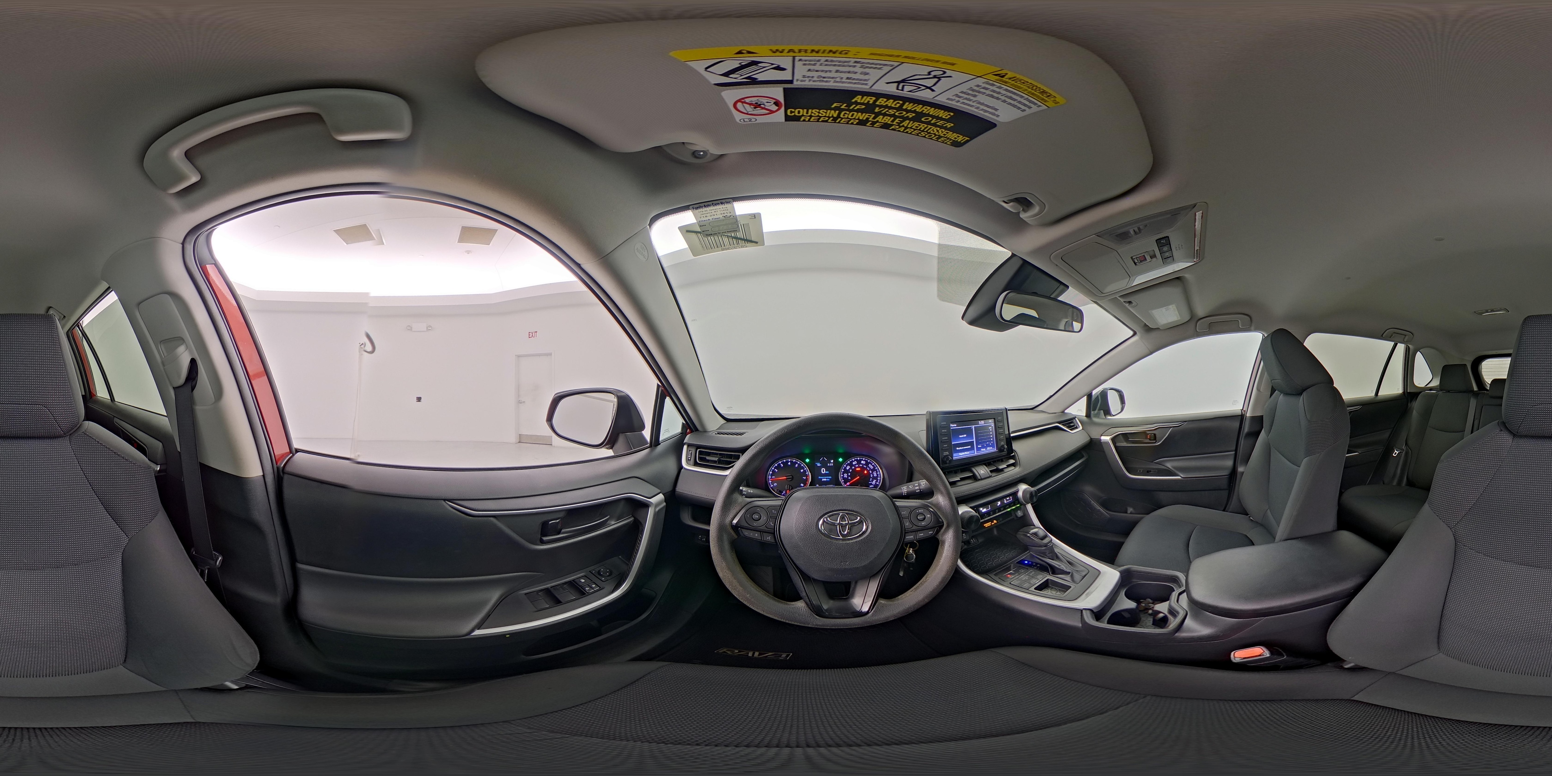 2019 Toyota RAV4 LE - Photo 26