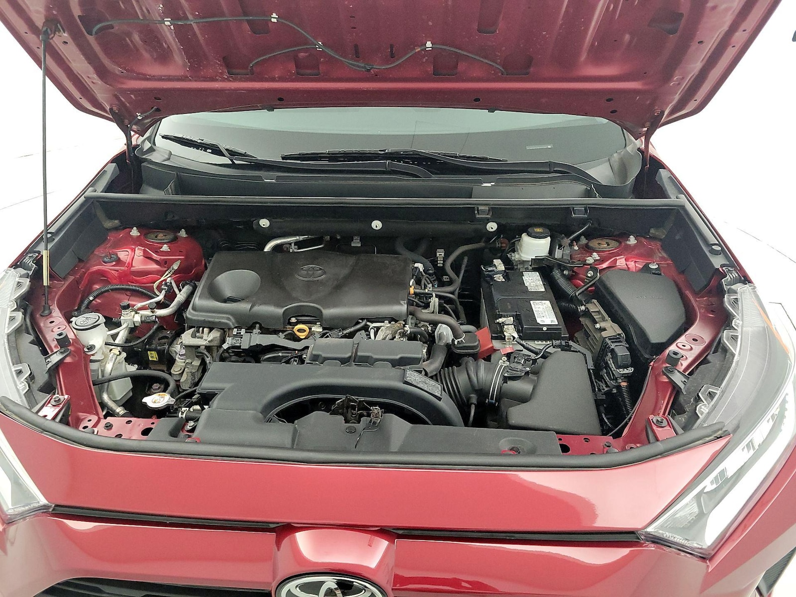 2019 Toyota RAV4 LE - Photo 22