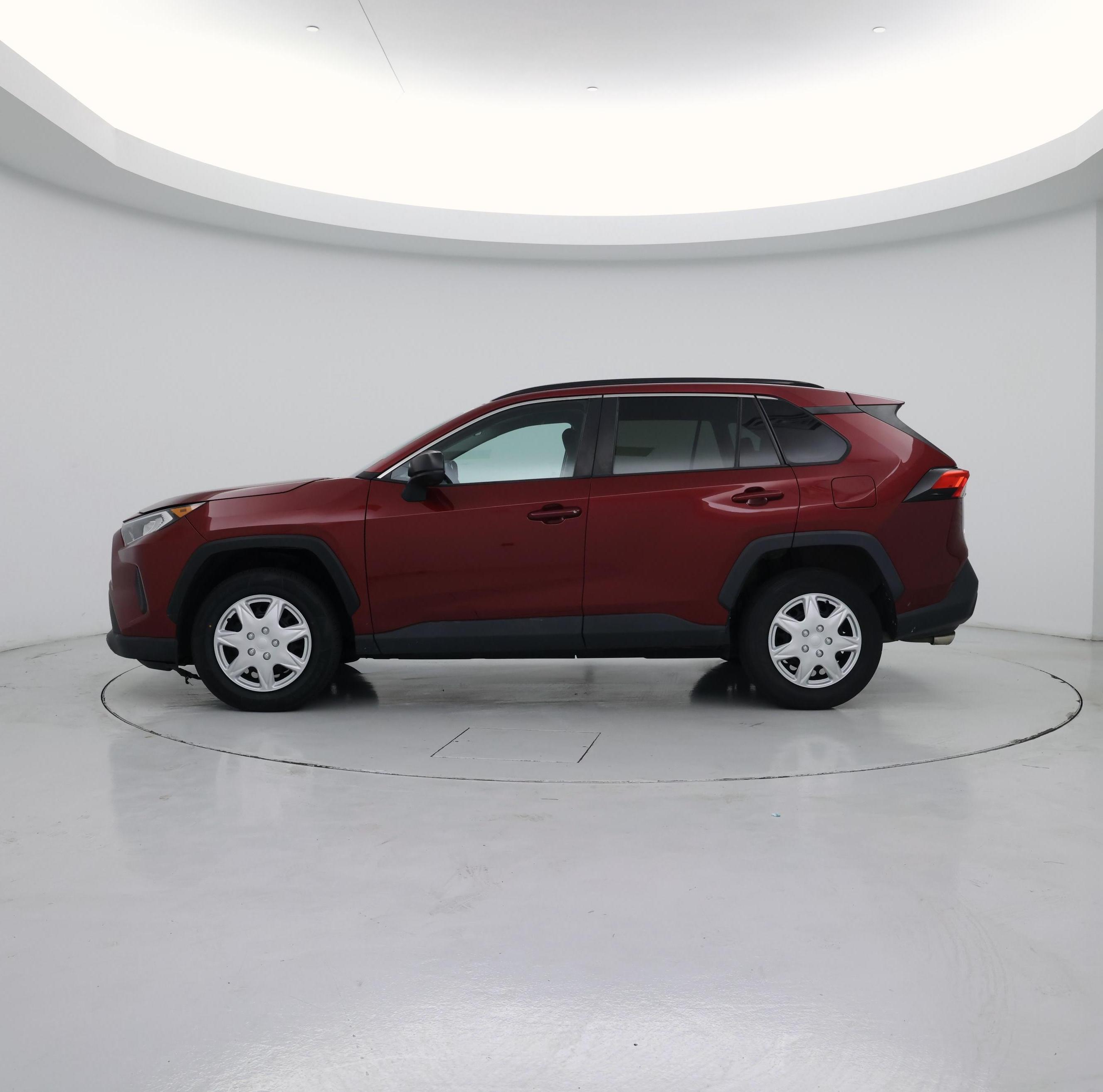 Thumbnail: 2019 Toyota RAV4 - 3