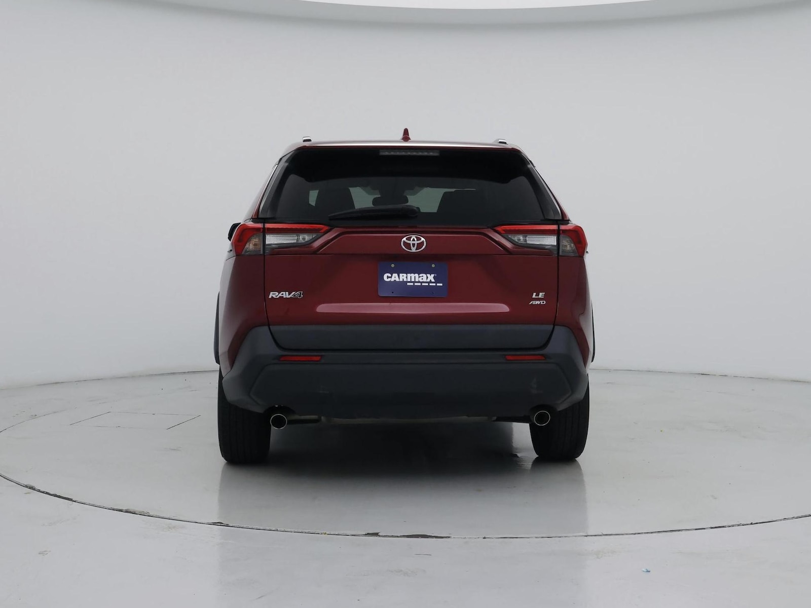 2019 Toyota RAV4 LE - Photo 7