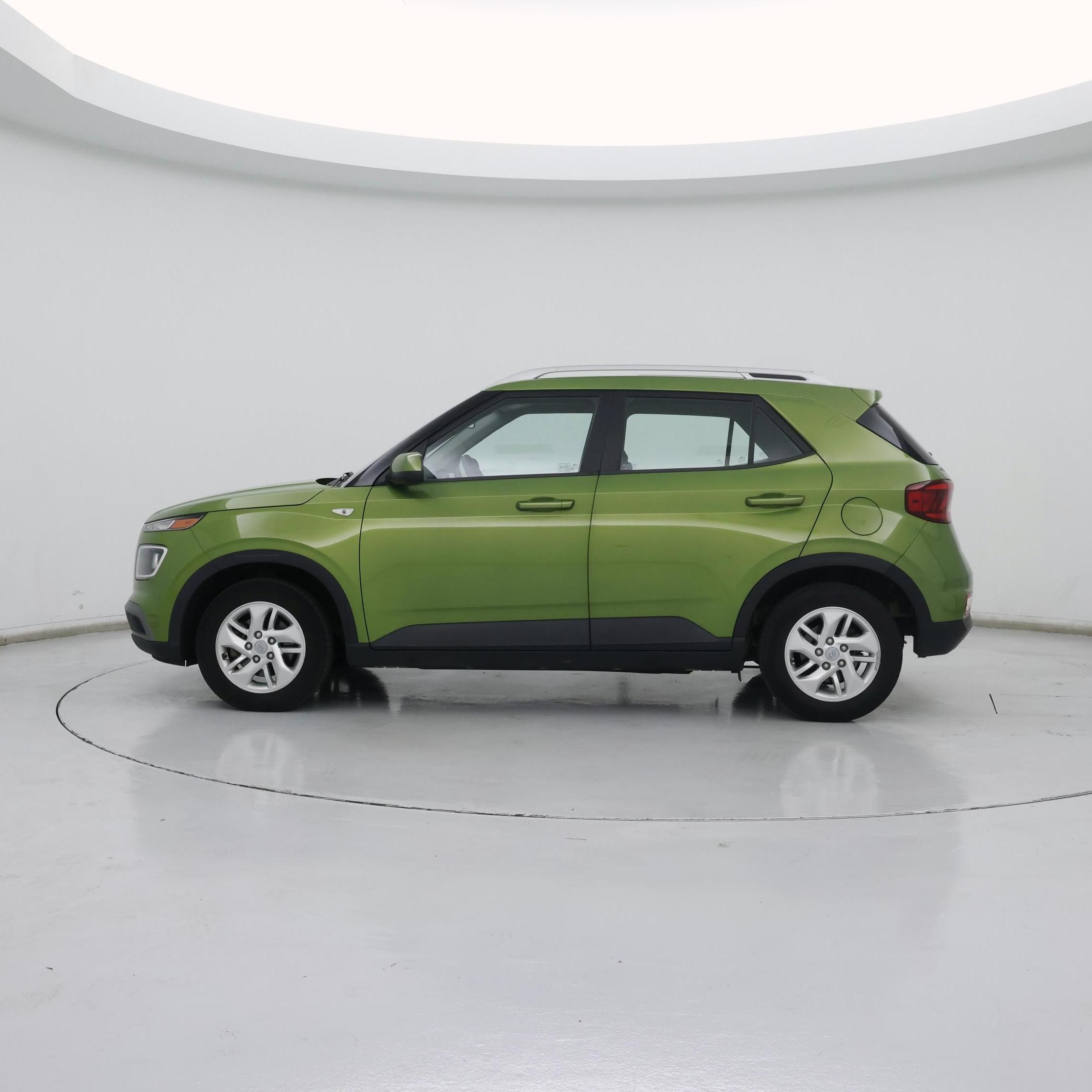 Thumbnail: 2020 Hyundai Venue - 3