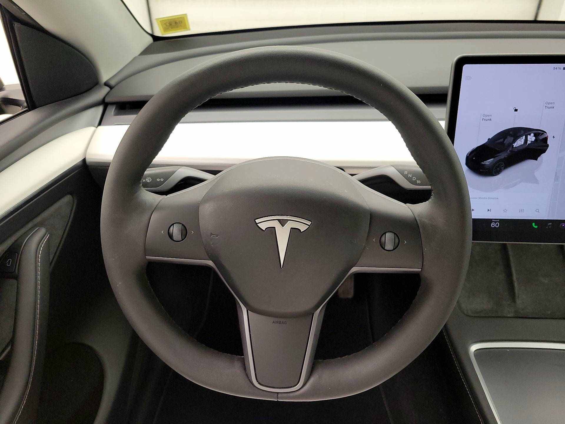Thumbnail: 2023 Tesla Model Y - 10