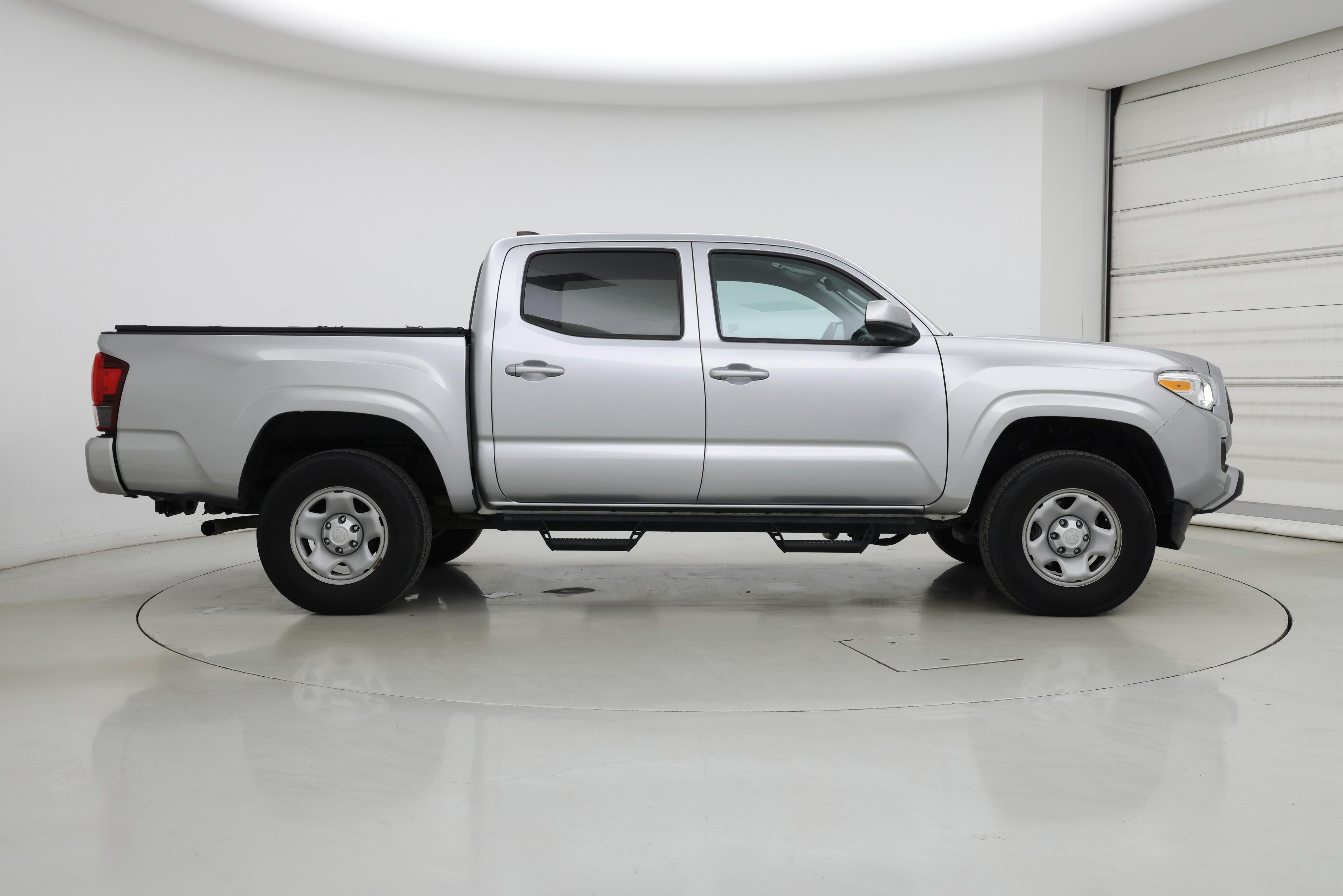 Thumbnail: 2022 Toyota Tacoma - 7