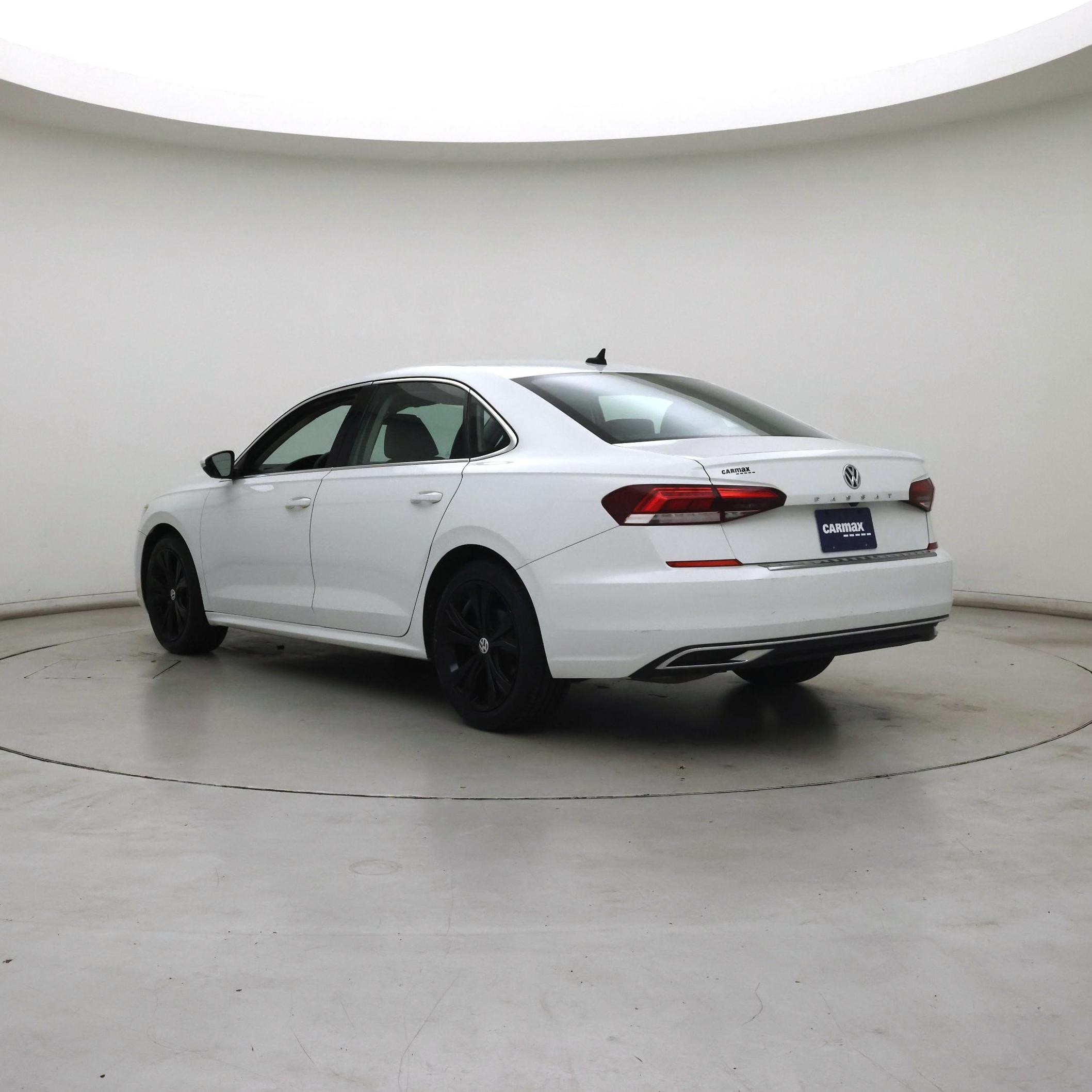 Thumbnail: 2021 Volkswagen Passat - 2