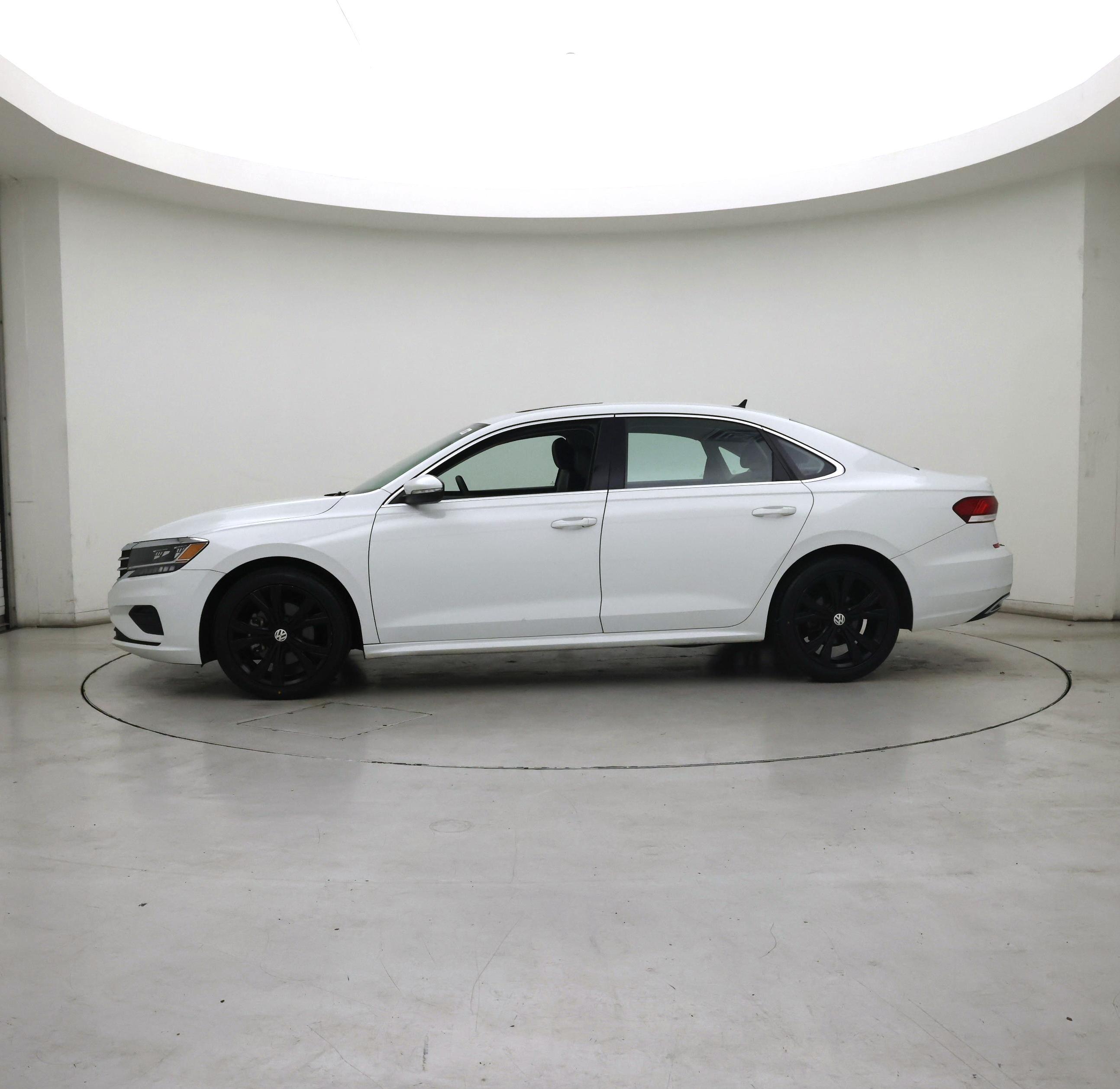 Thumbnail: 2021 Volkswagen Passat - 3