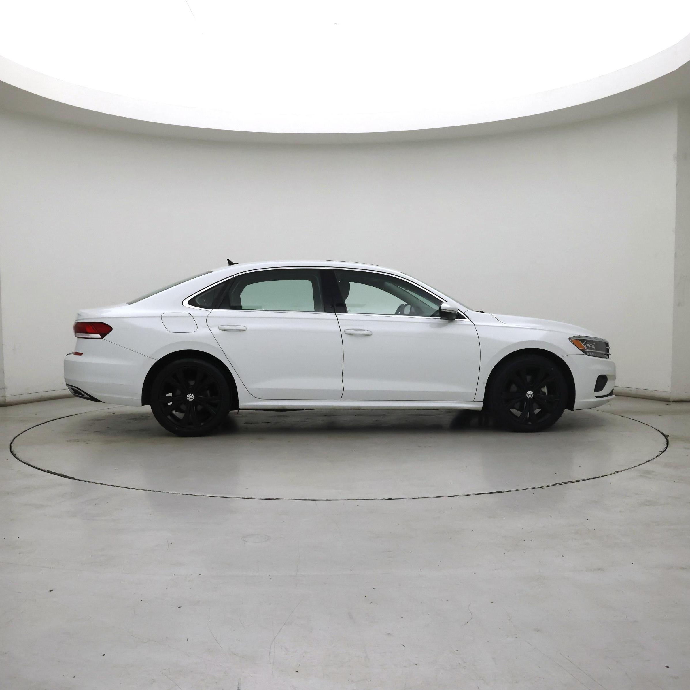 Thumbnail: 2021 Volkswagen Passat - 7