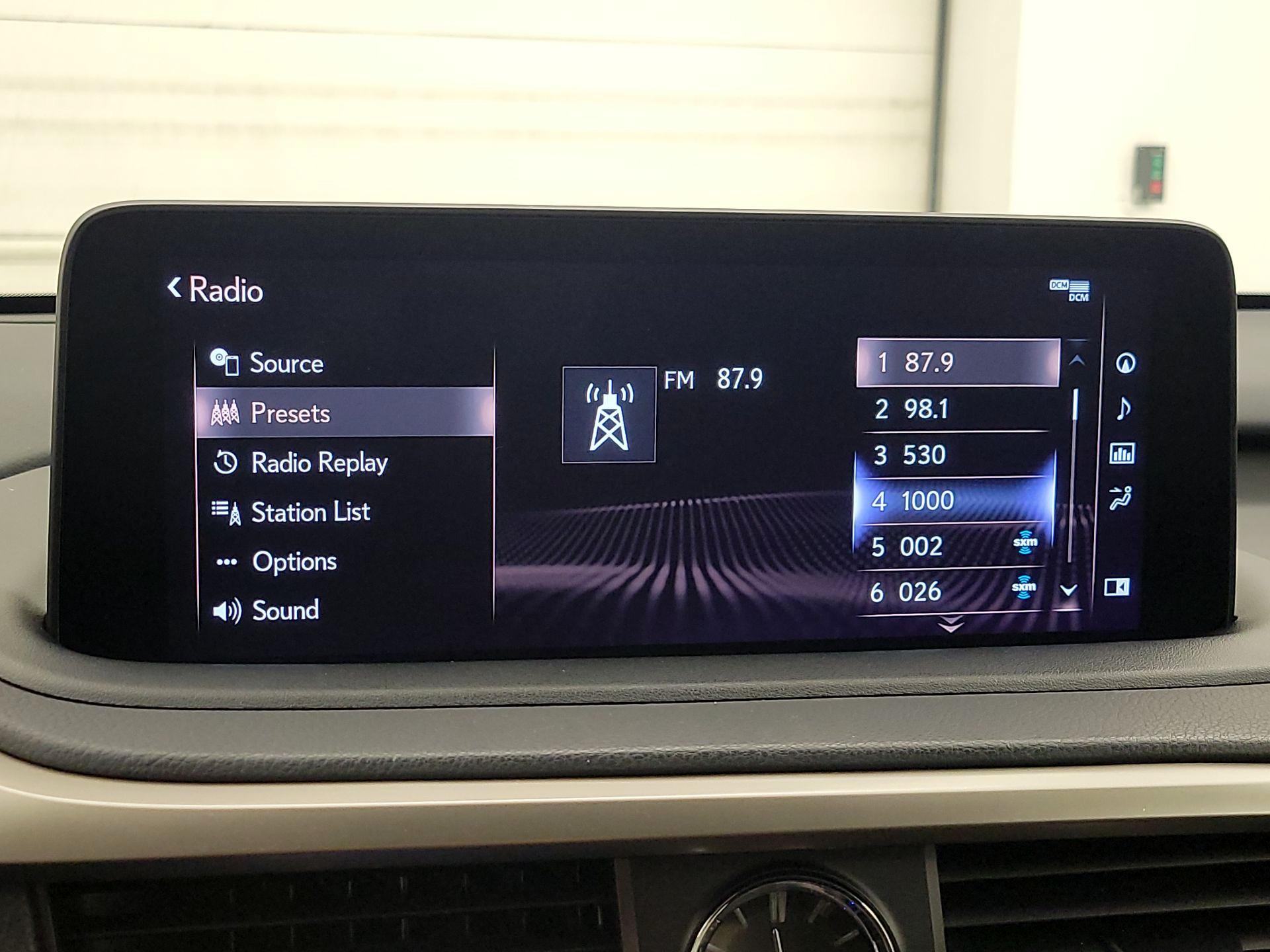 Thumbnail: 2021 Lexus RX - 16