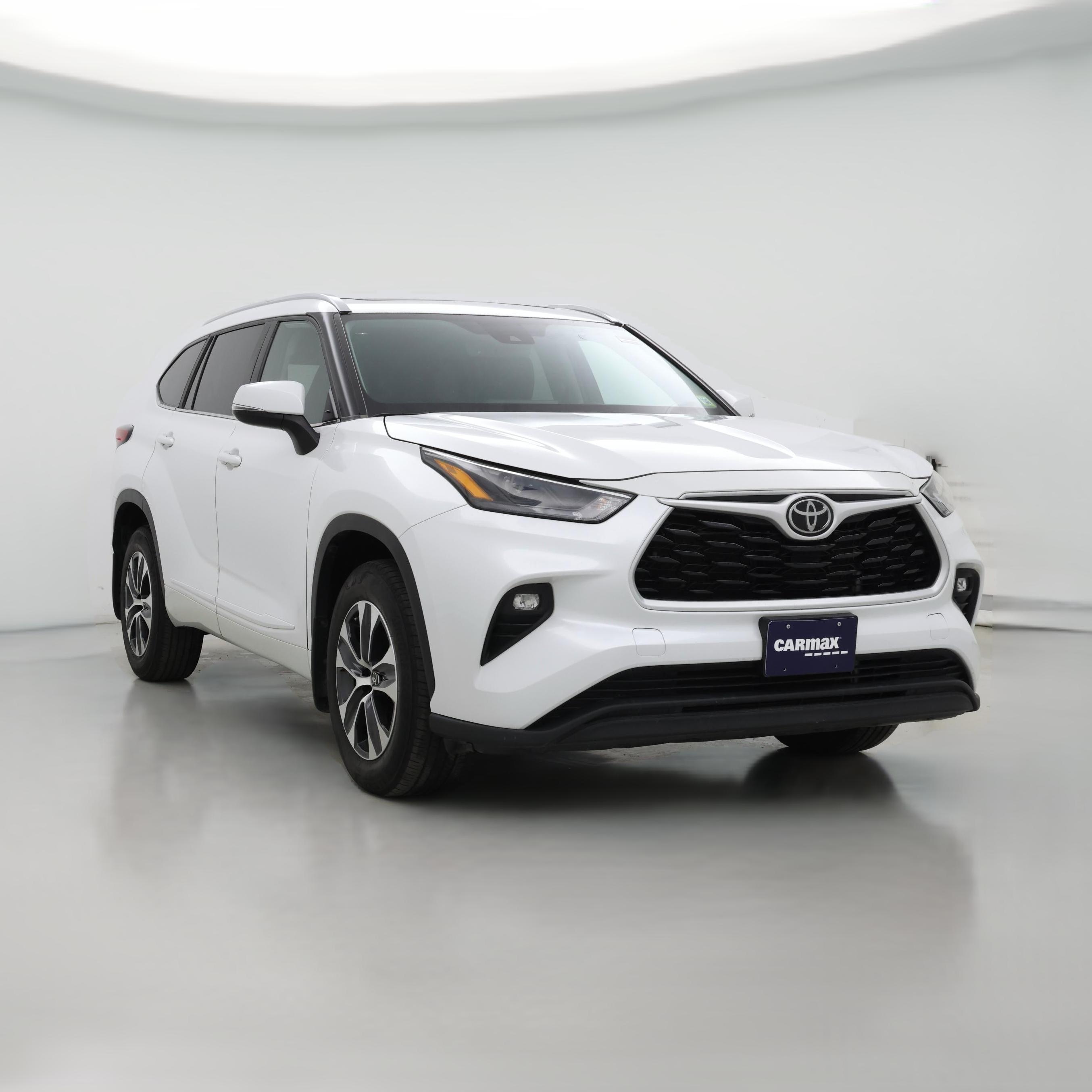 Thumbnail: 2023 Toyota Highlander - 1