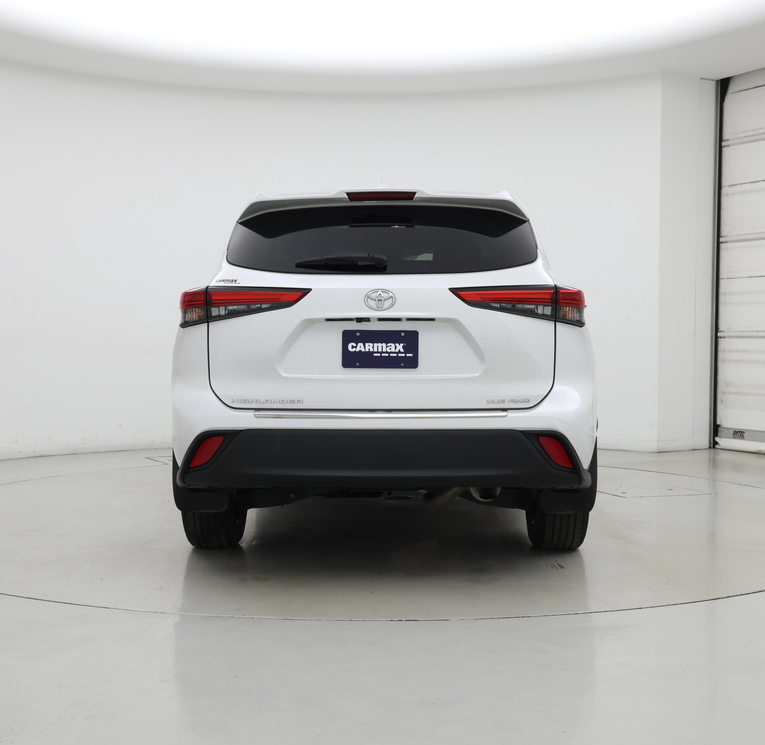 Thumbnail: 2023 Toyota Highlander - 6