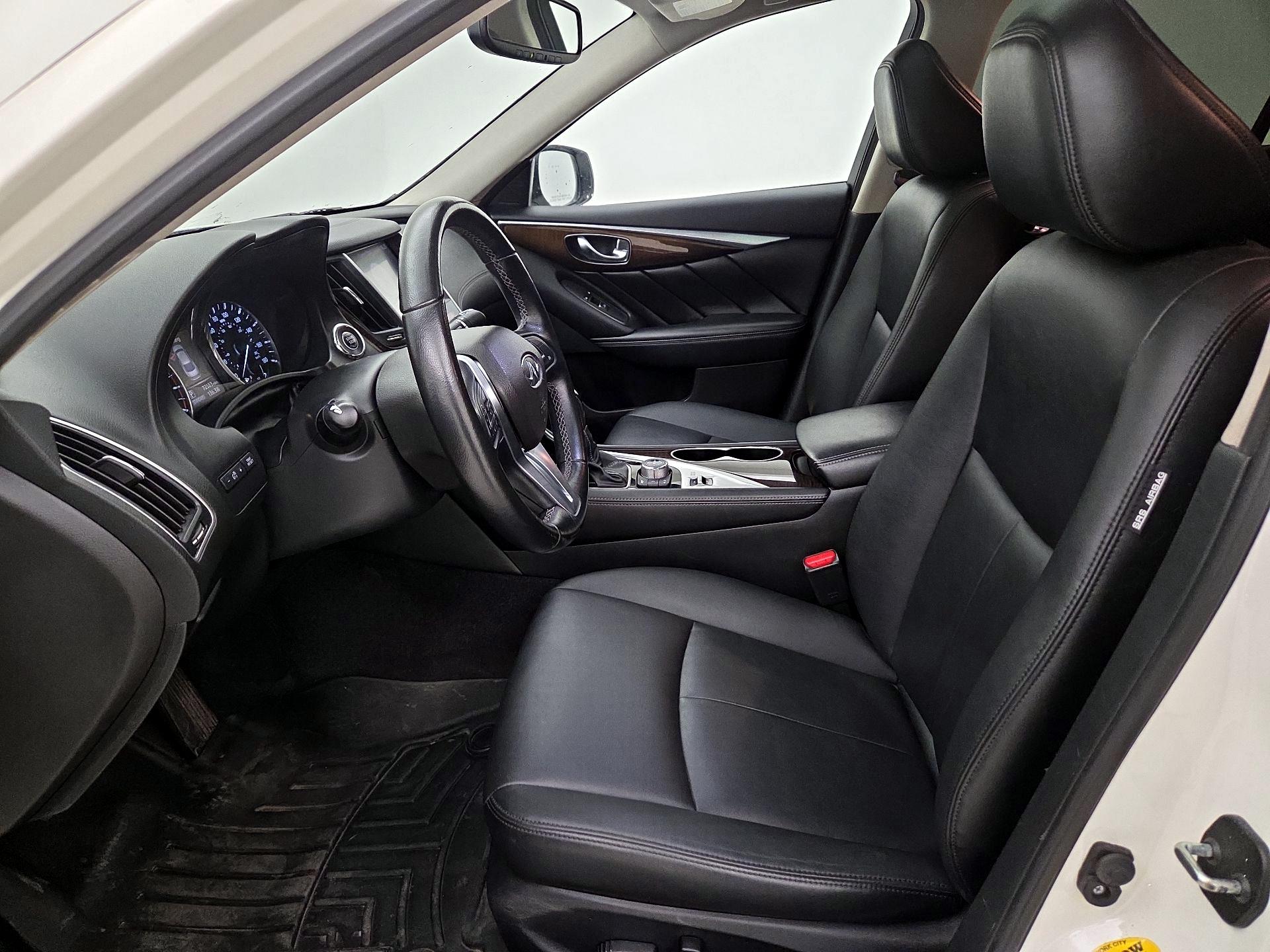 Thumbnail: 2019 INFINITI Q50 - 11
