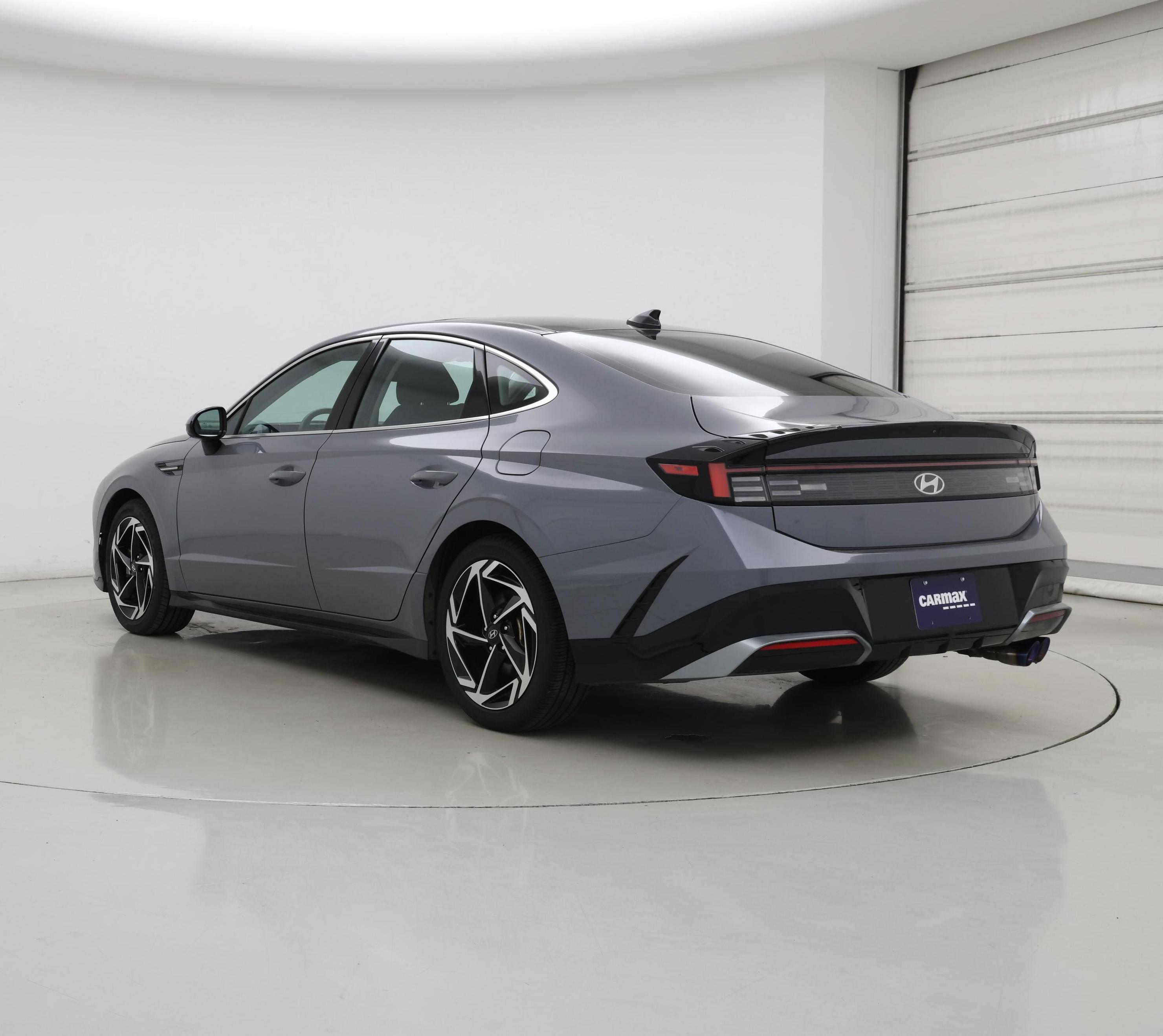 Thumbnail: 2024 Hyundai Sonata - 2