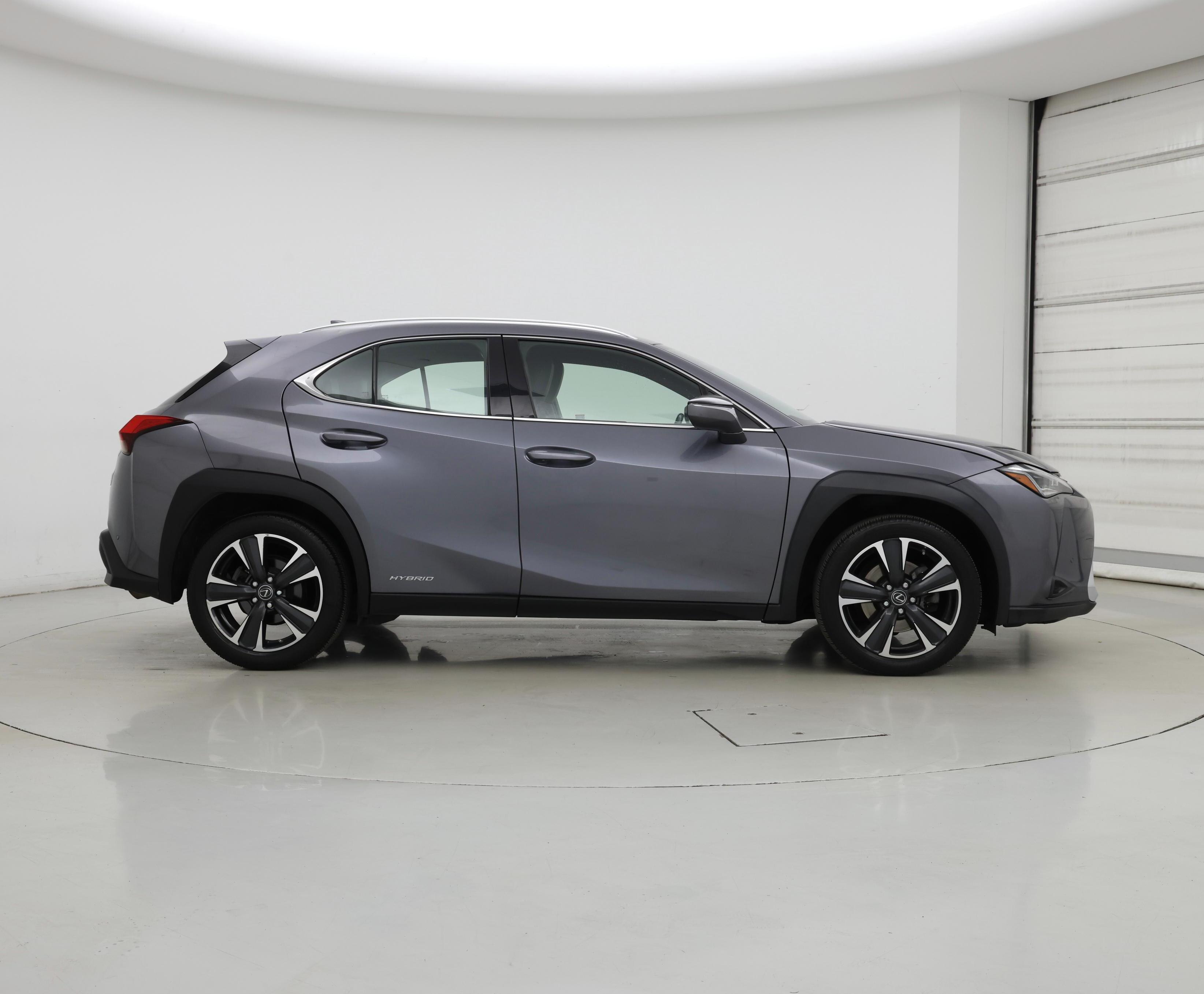 Thumbnail: 2021 Lexus UX - 7