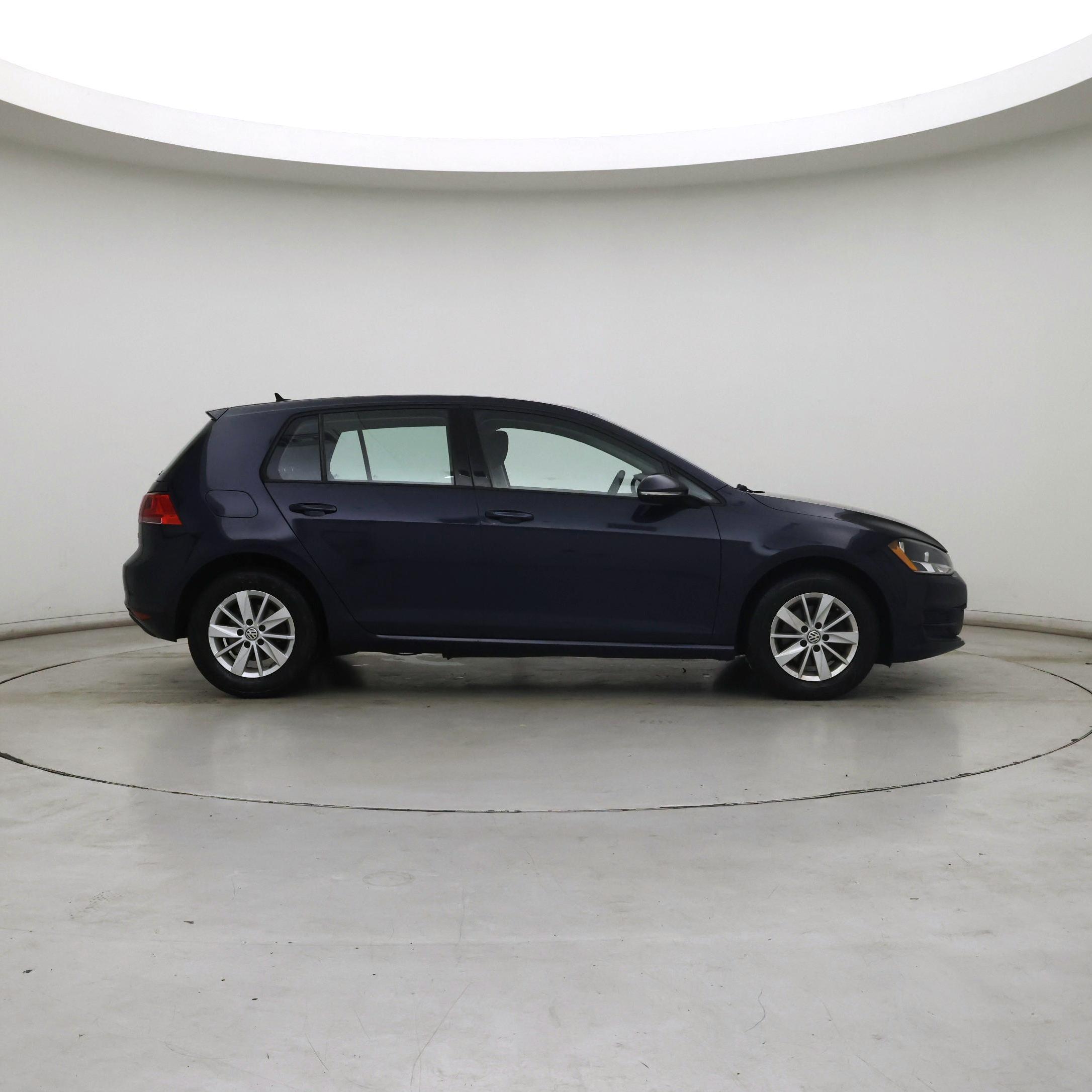 Thumbnail: 2016 Volkswagen Golf - 7