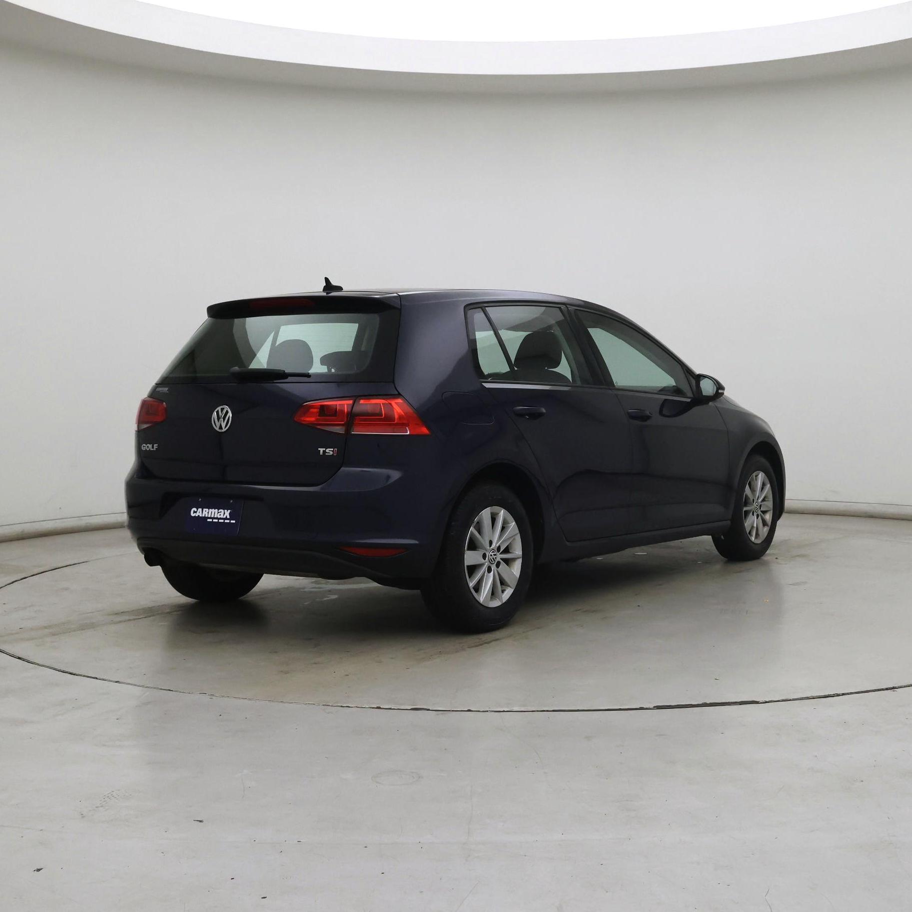 Thumbnail: 2016 Volkswagen Golf - 8