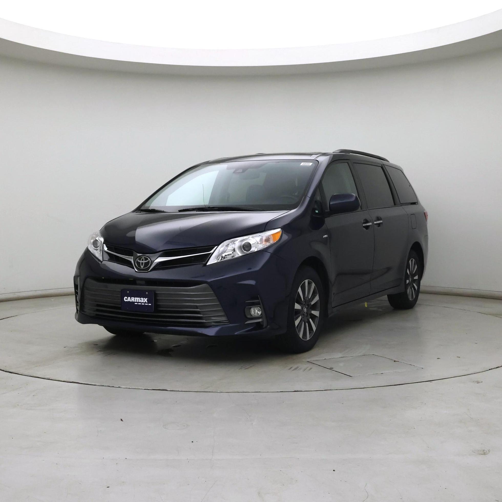 Thumbnail: 2020 Toyota Sienna - 4