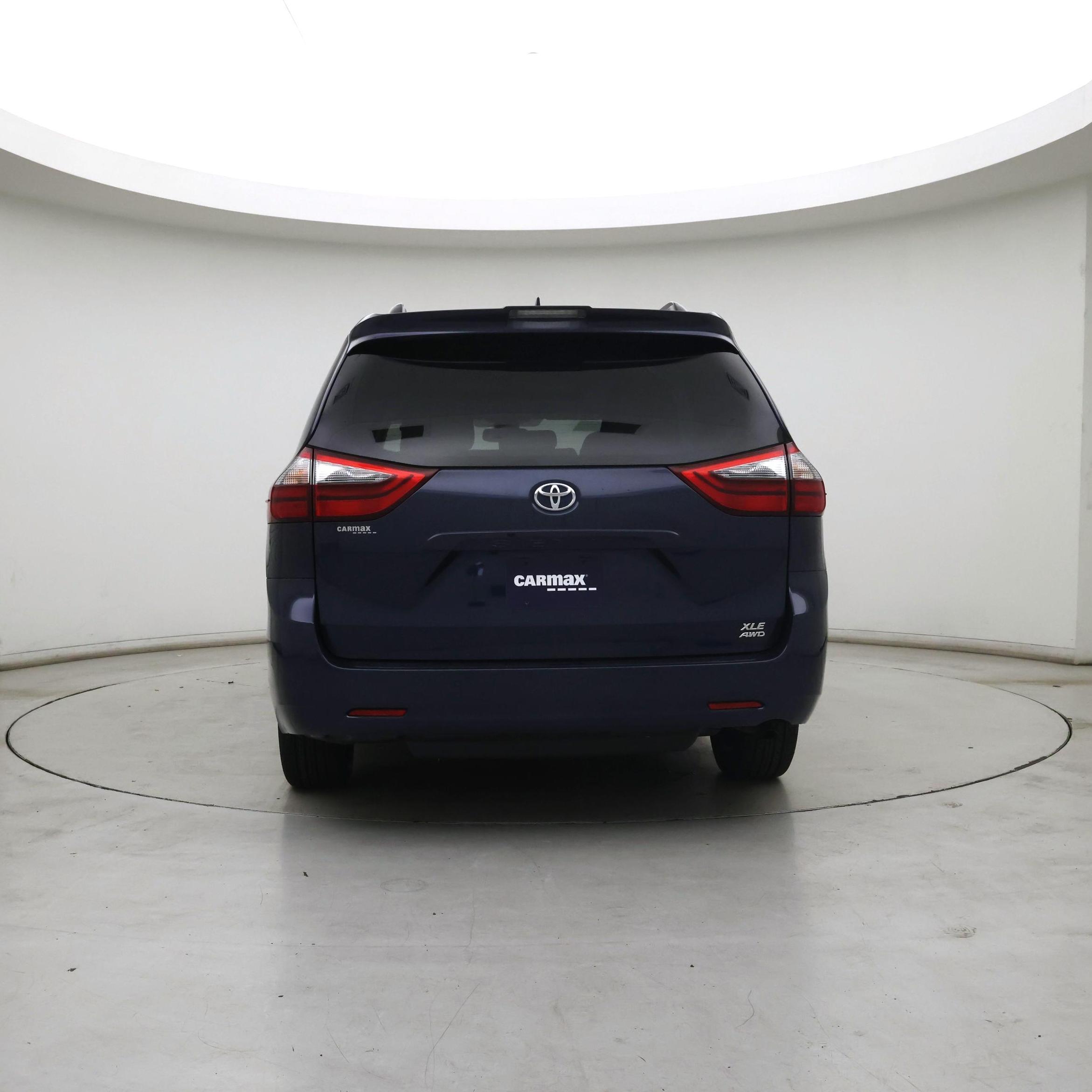 Thumbnail: 2020 Toyota Sienna - 6