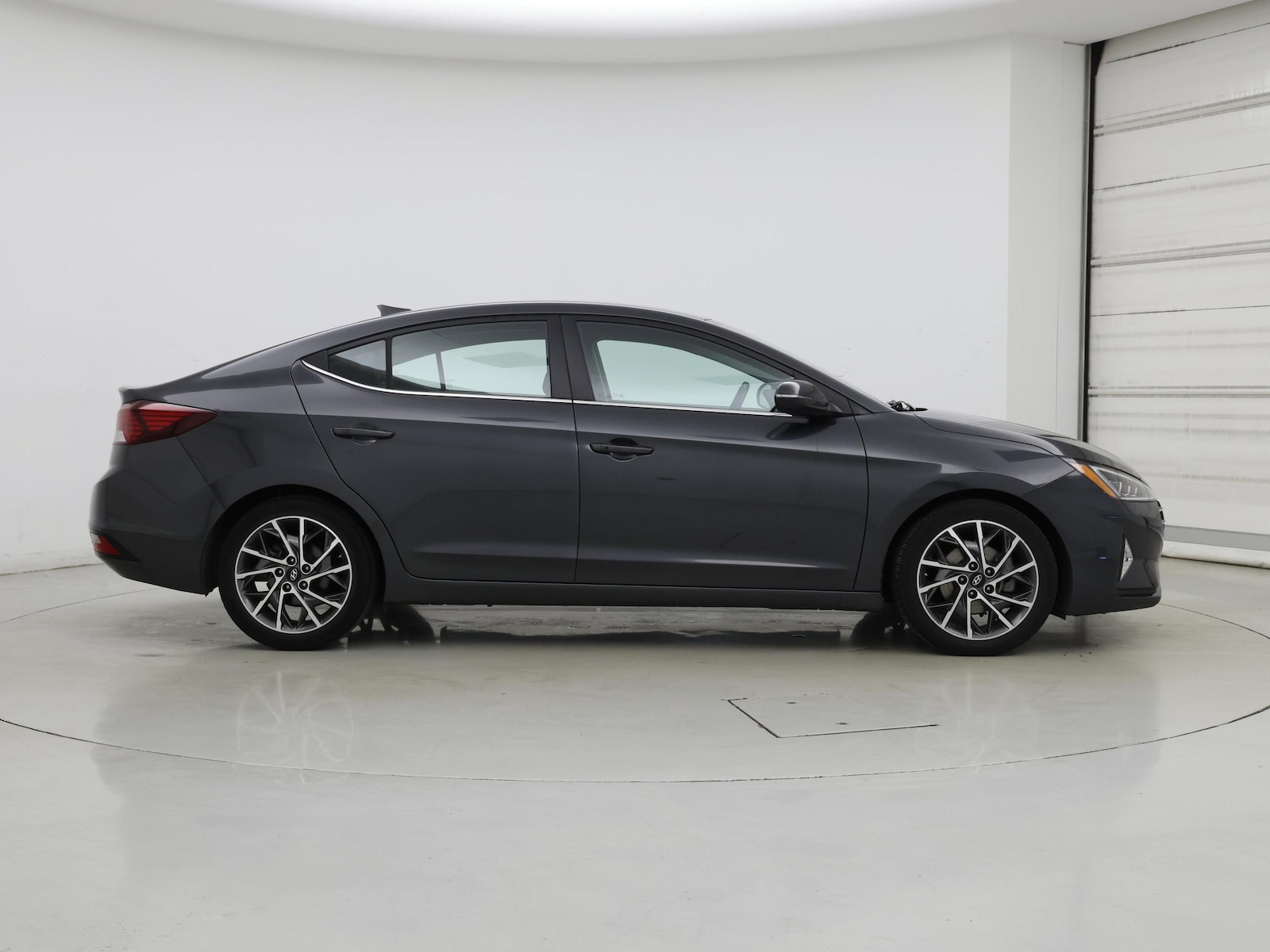 2020 Hyundai Elantra Limited - Photo 8