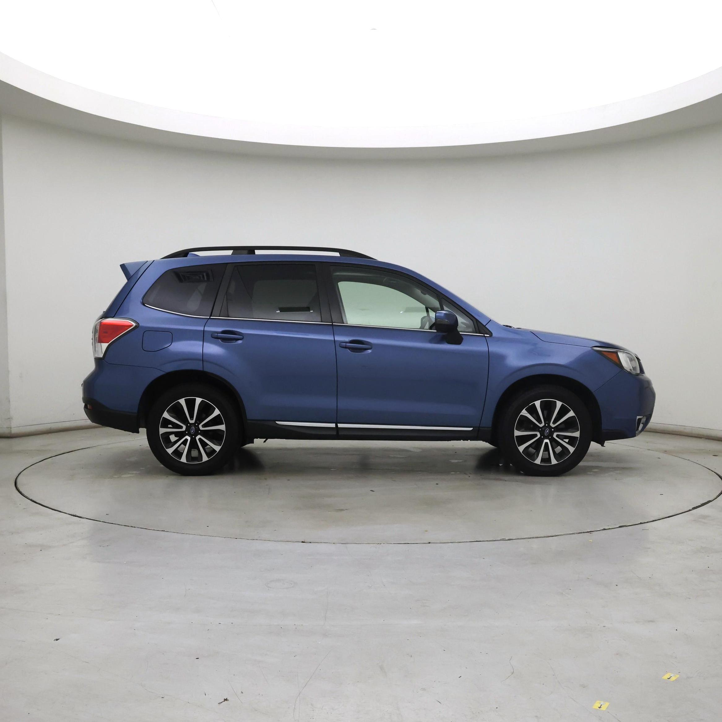 Thumbnail: 2017 Subaru Forester - 7