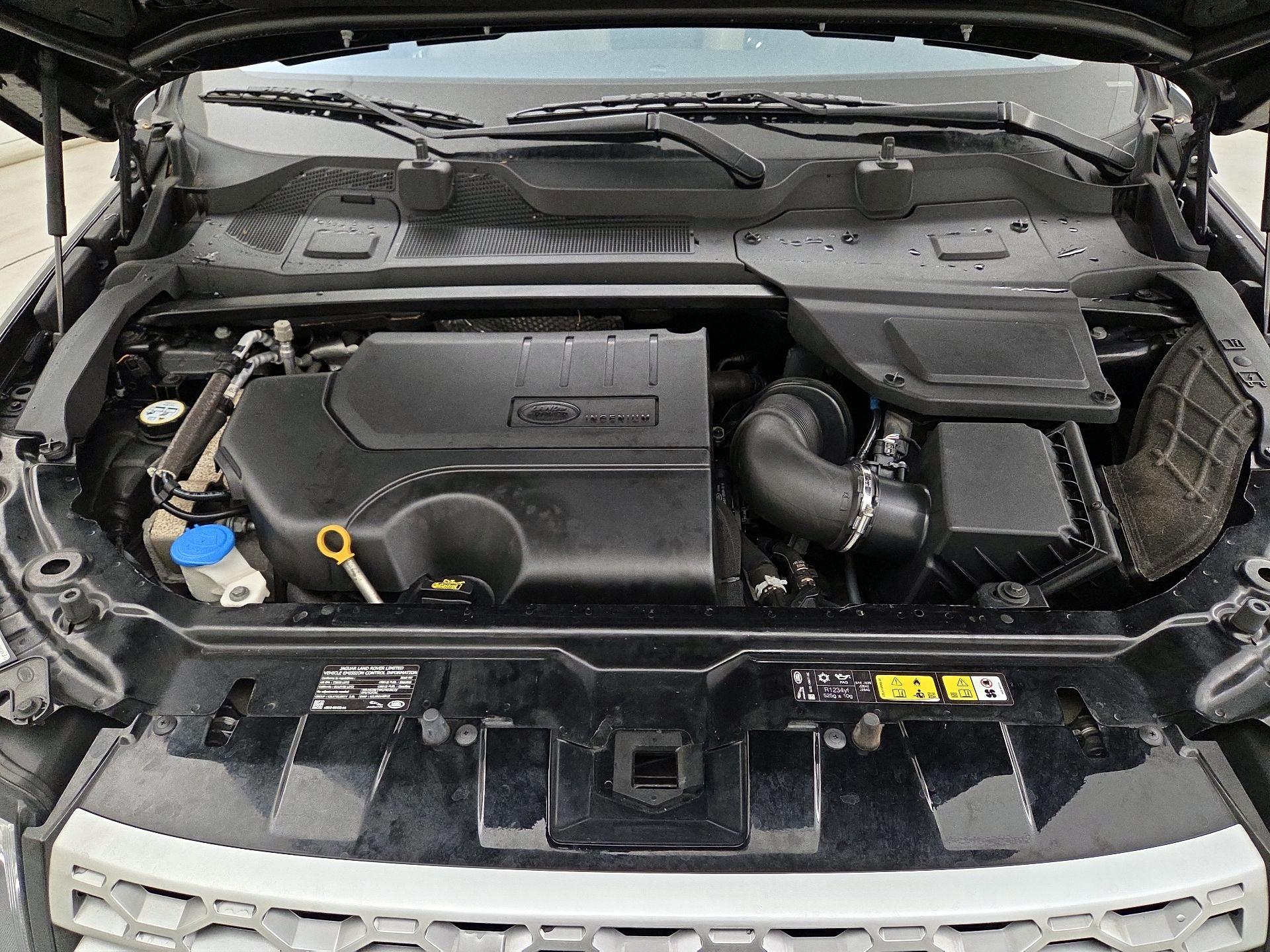 Thumbnail: 2019 Land Rover Discovery Sport - 19