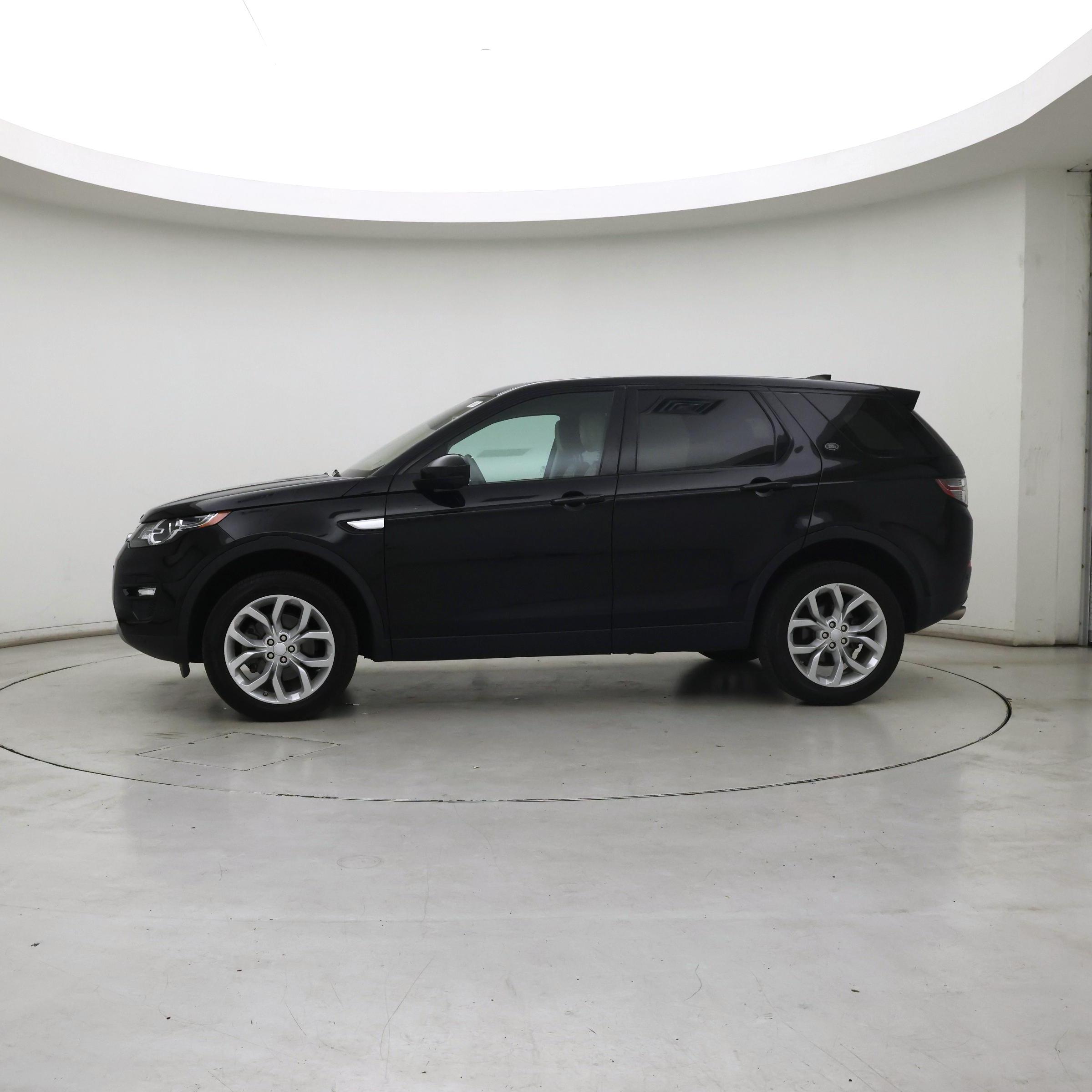 Thumbnail: 2019 Land Rover Discovery Sport - 3