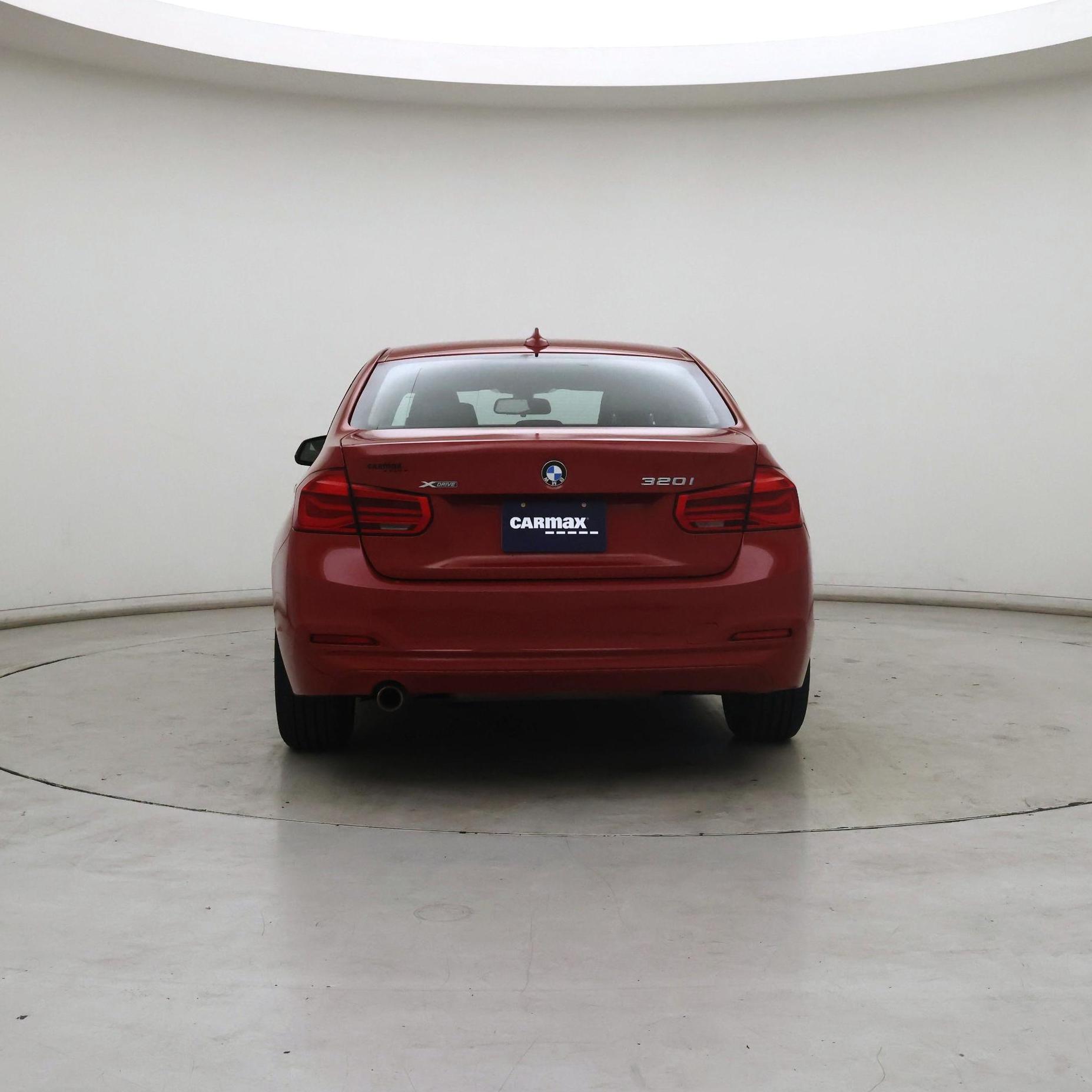 Thumbnail: 2016 BMW 3 Series - 6