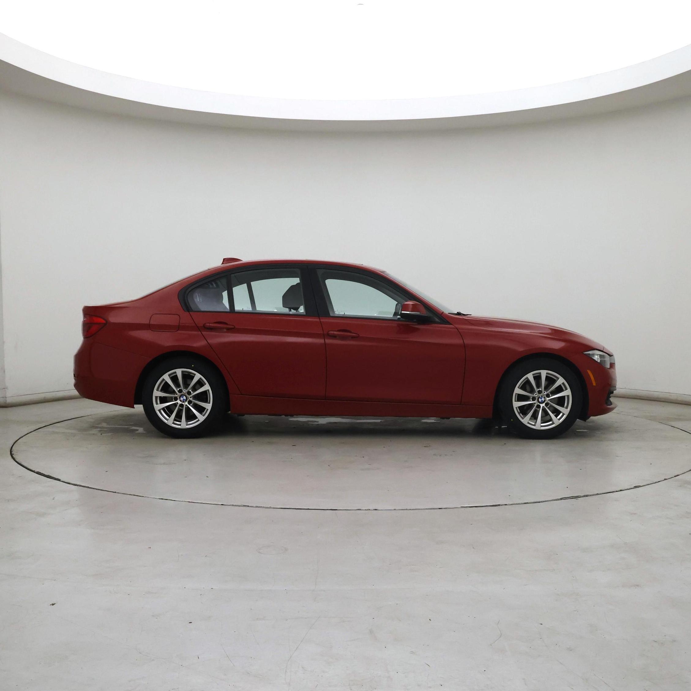 Thumbnail: 2016 BMW 3 Series - 7