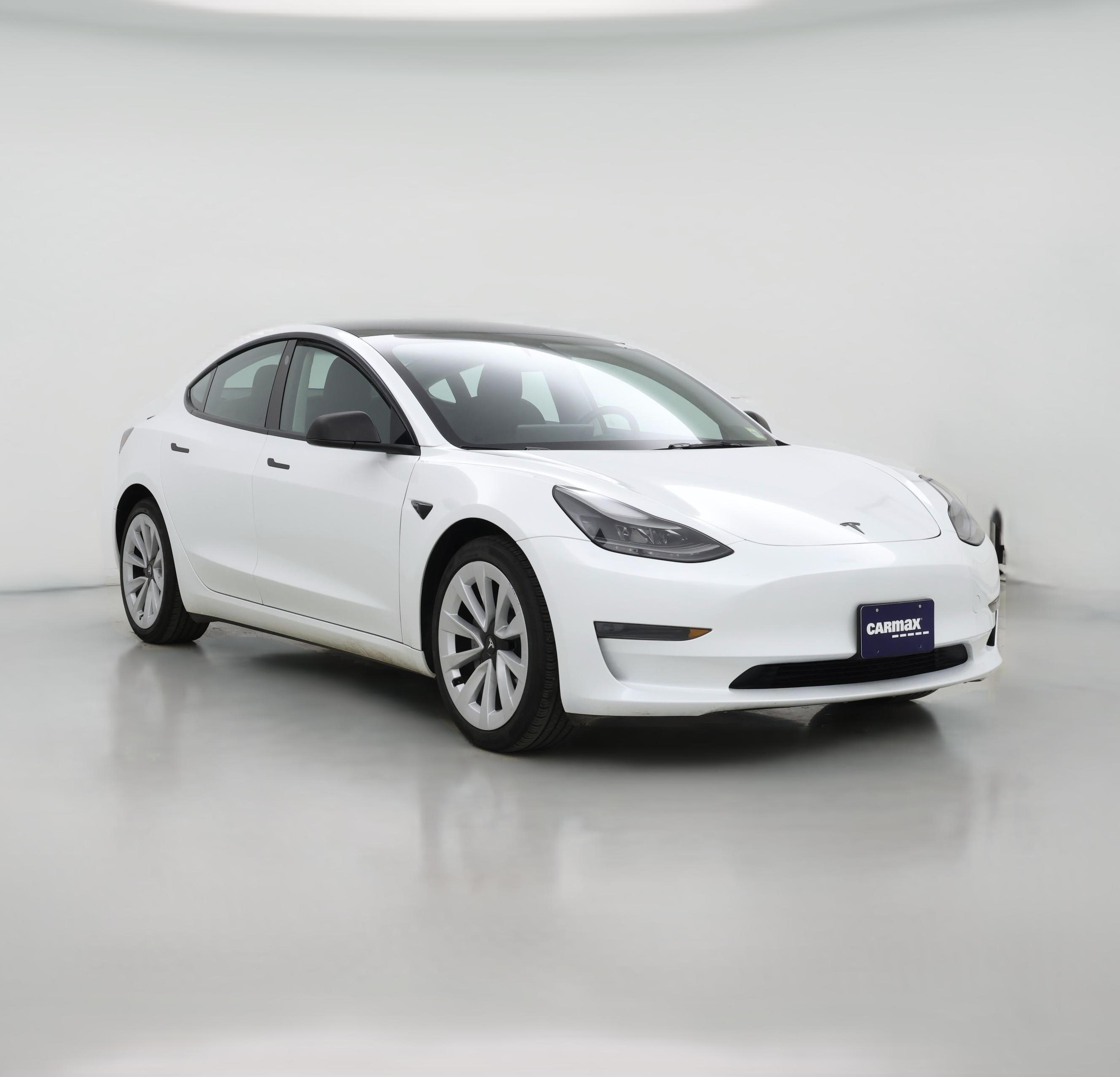 Thumbnail: 2023 Tesla Model 3 - 1