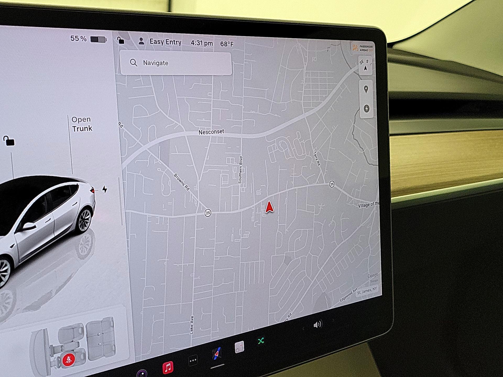 Thumbnail: 2023 Tesla Model 3 - 13