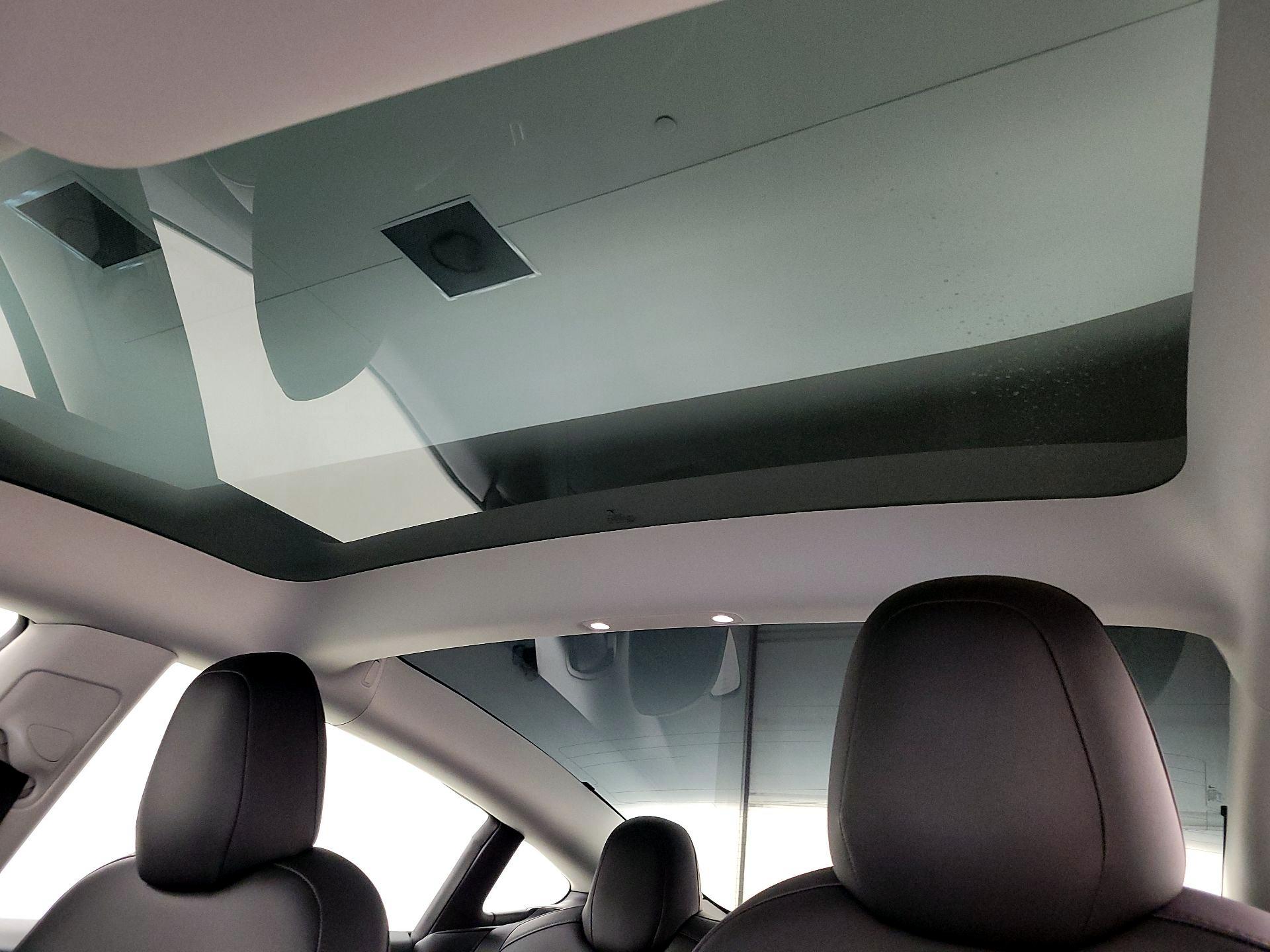 Thumbnail: 2023 Tesla Model 3 - 19