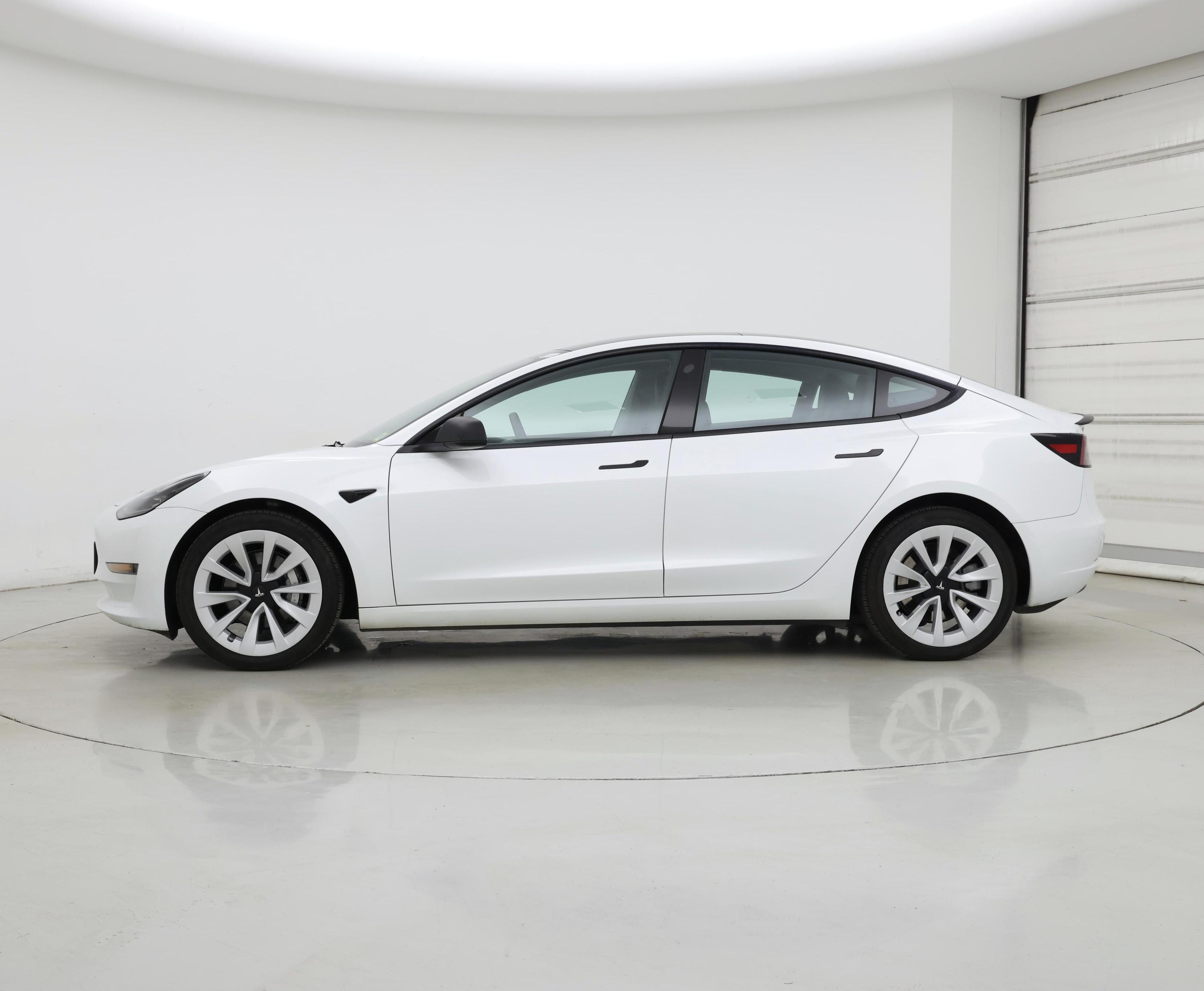 Thumbnail: 2023 Tesla Model 3 - 3