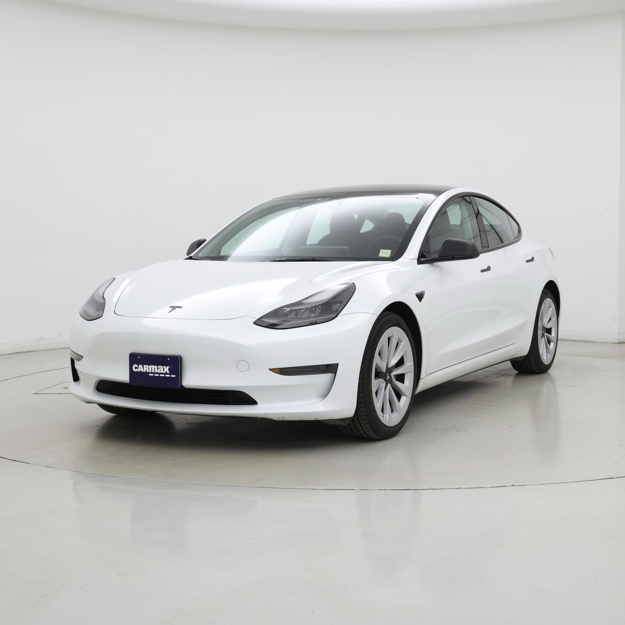 Thumbnail: 2023 Tesla Model 3 - 4