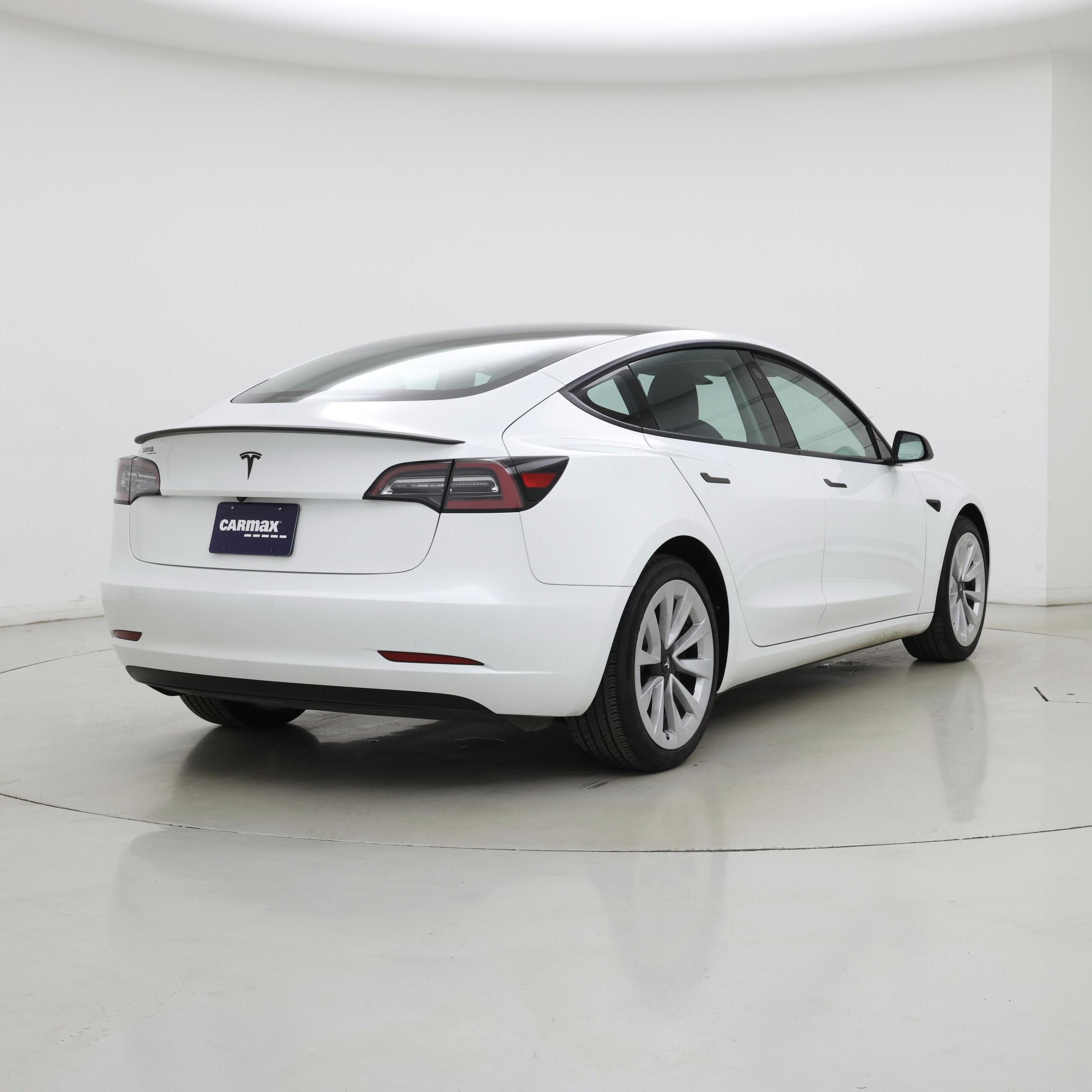 Thumbnail: 2023 Tesla Model 3 - 8