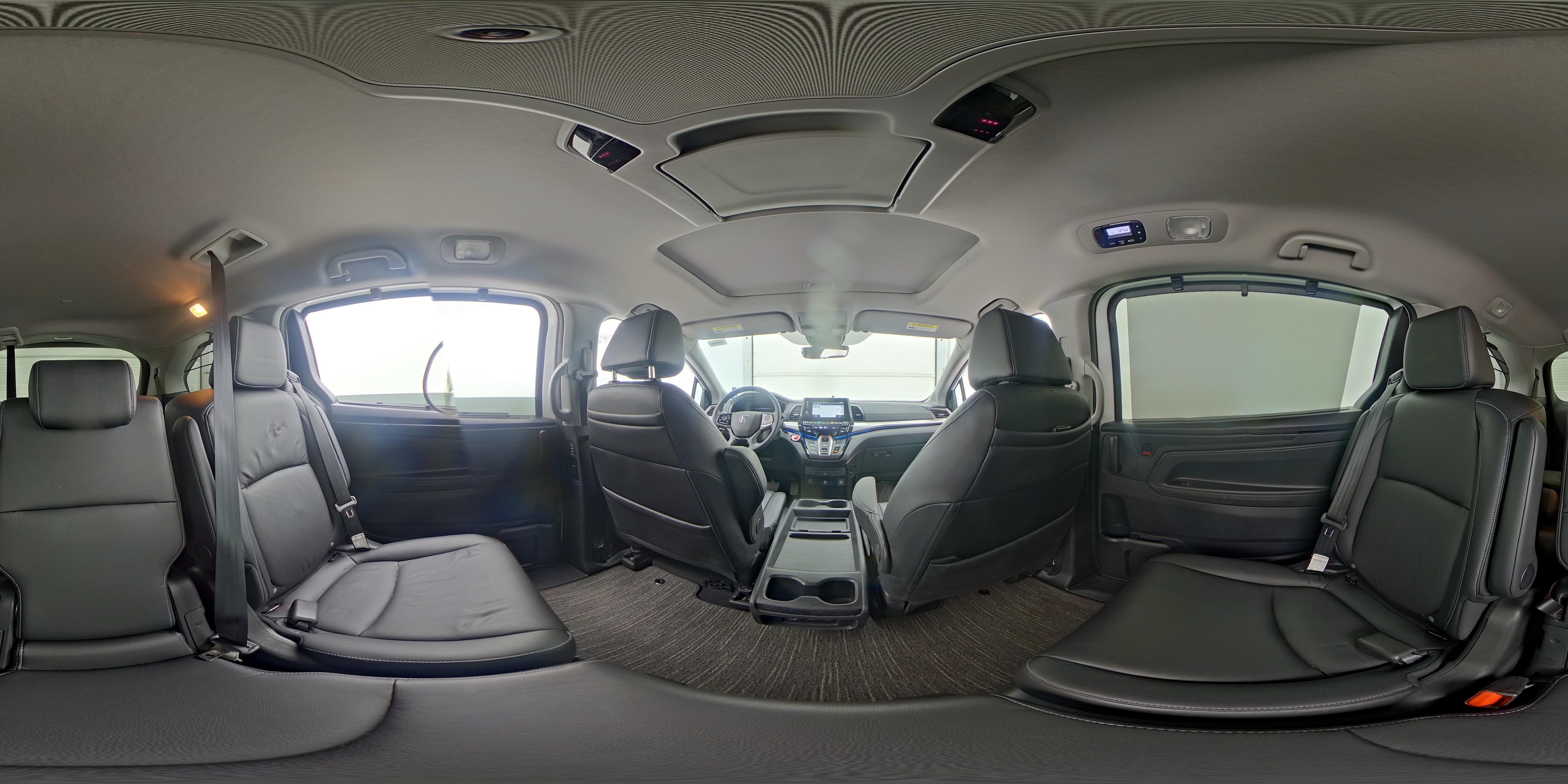 2024 Honda Odyssey Touring - Photo 29