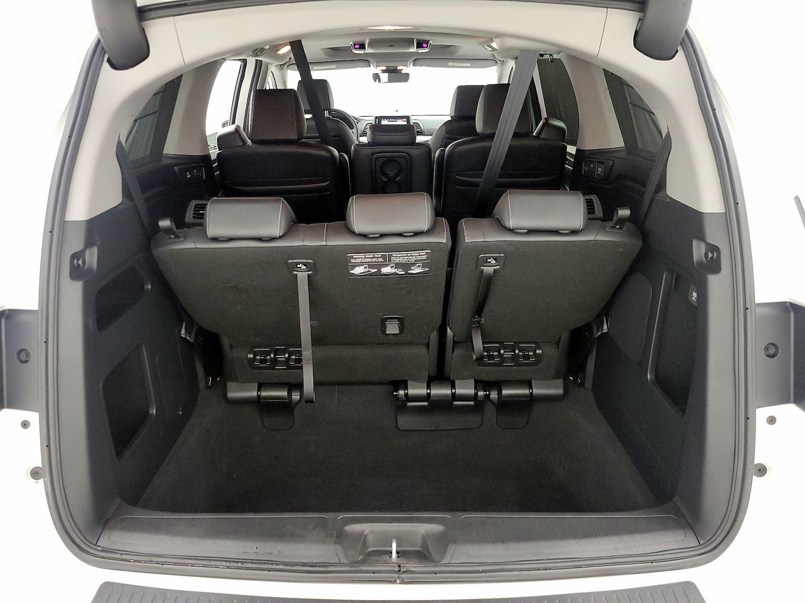 2024 Honda Odyssey Touring - Photo 24