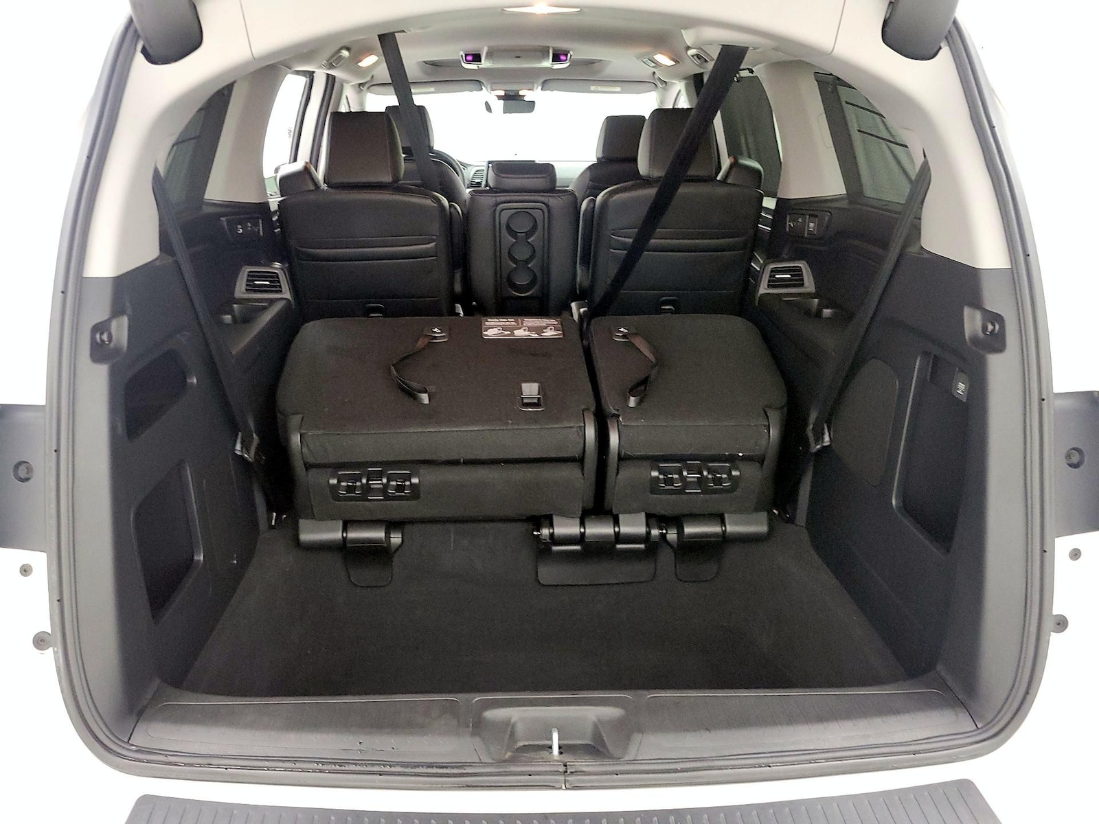 2024 Honda Odyssey Touring - Photo 25