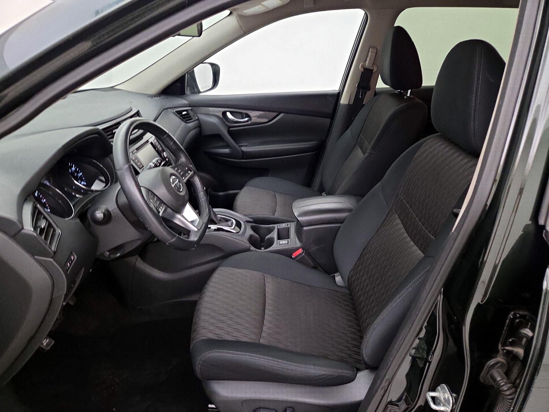 Thumbnail: 2018 Nissan Rogue - 11