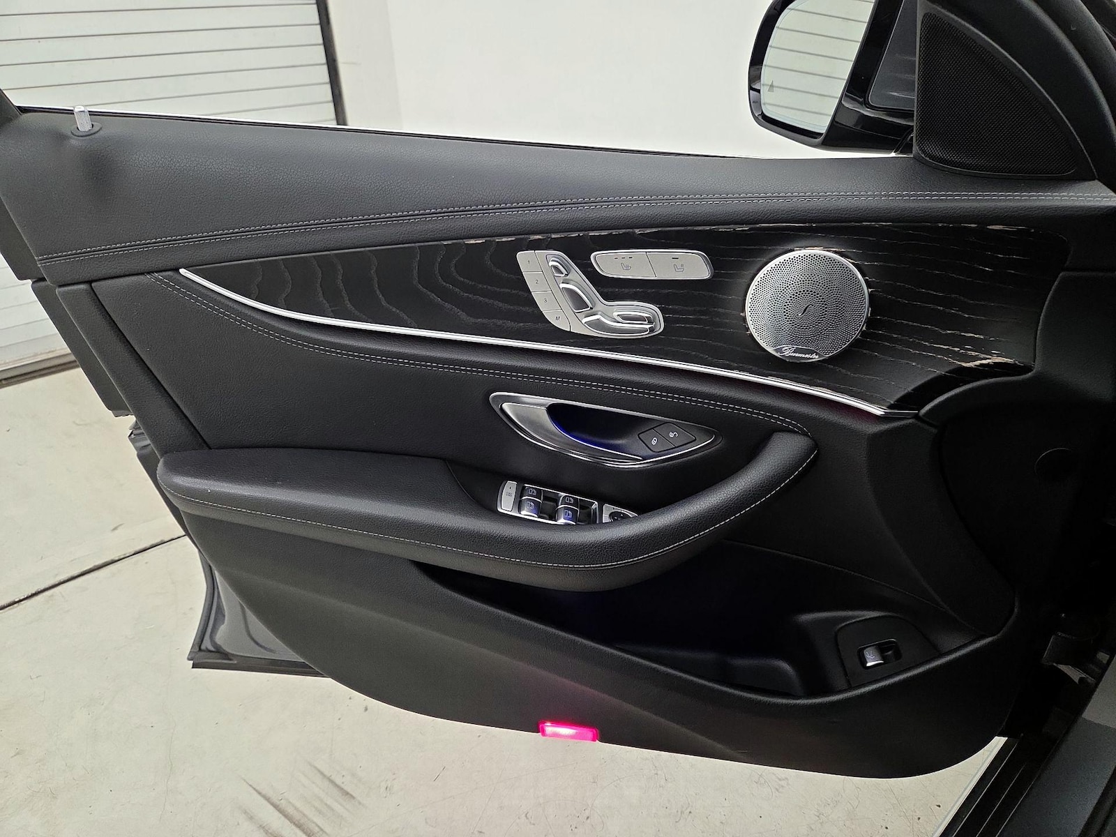 2019 Mercedes-Benz E-Class E300 - Photo 13