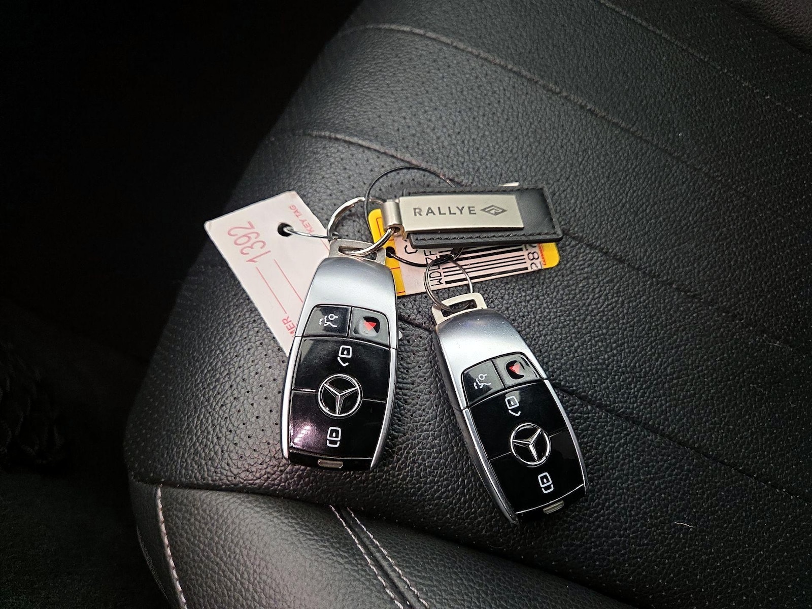 2019 Mercedes-Benz E-Class E300 - Photo 25