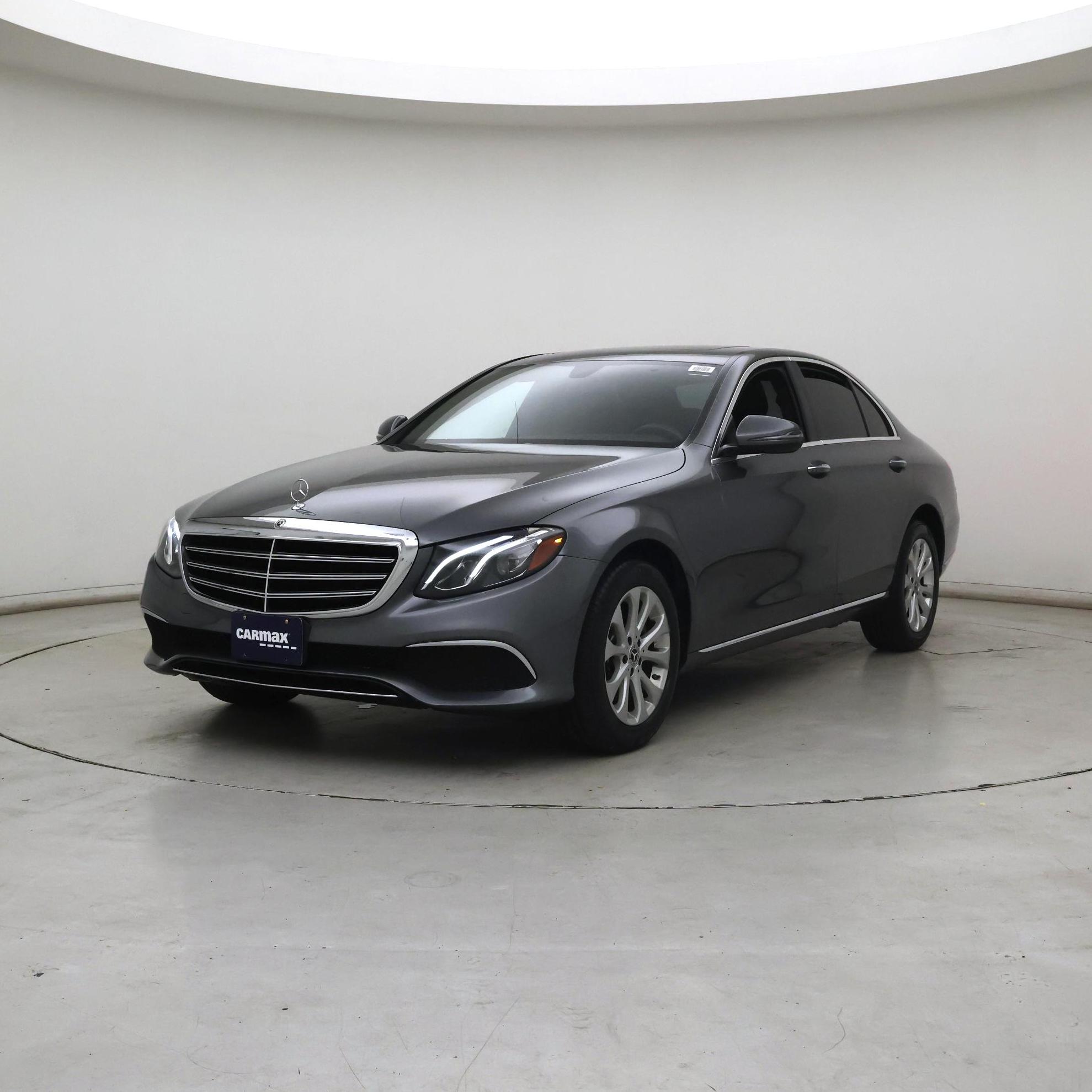 Thumbnail: 2019 Mercedes-Benz E-Class - 4