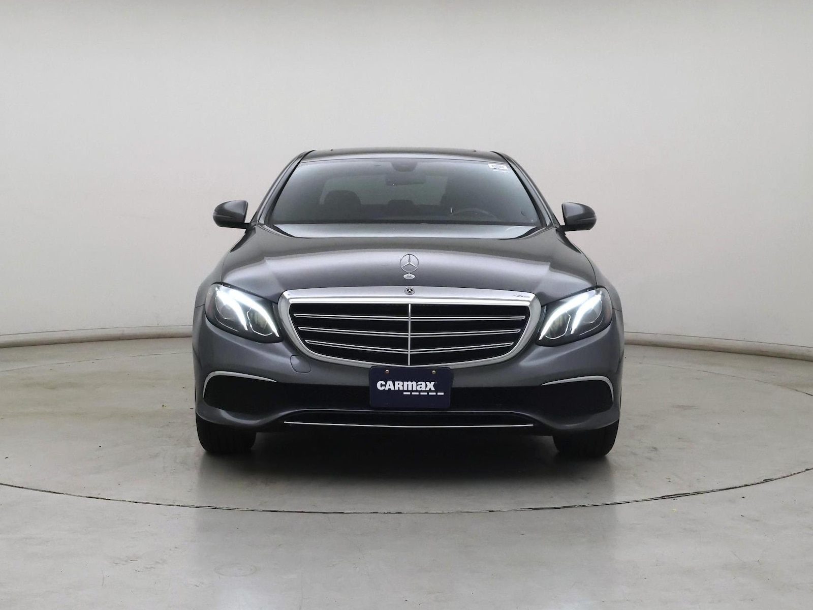 2019 Mercedes-Benz E-Class E300 - Photo 6