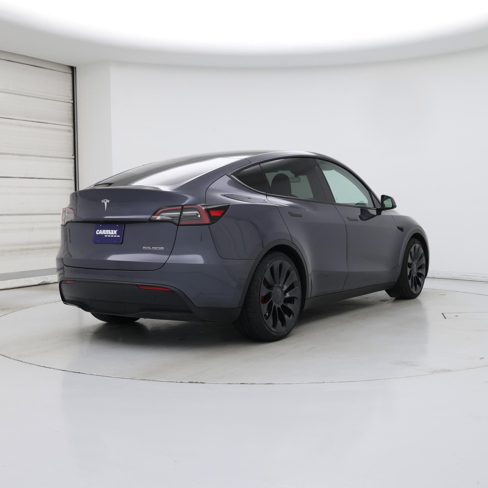 Thumbnail: 2023 Tesla Model Y - 8