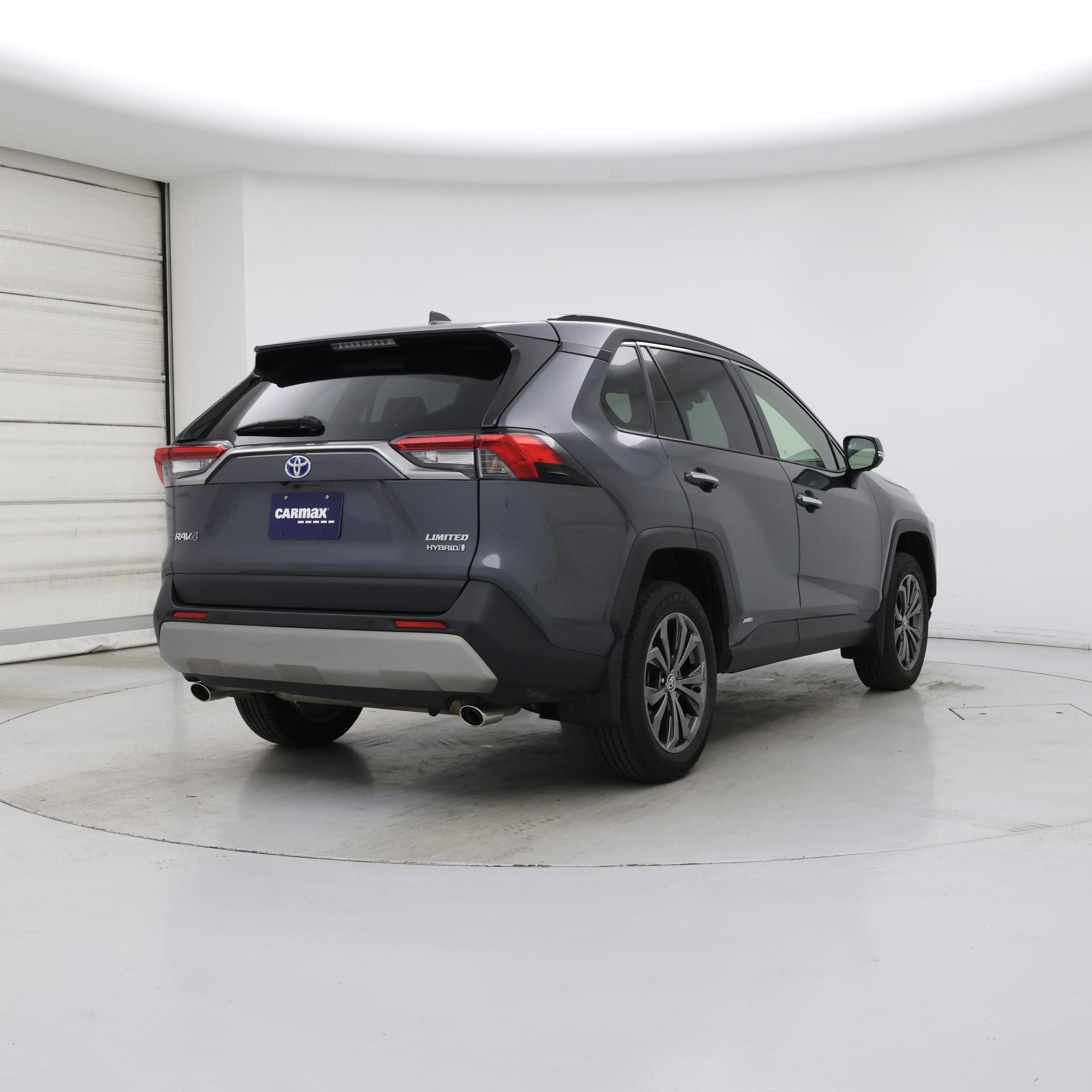 Thumbnail: 2024 Toyota RAV4 - 8