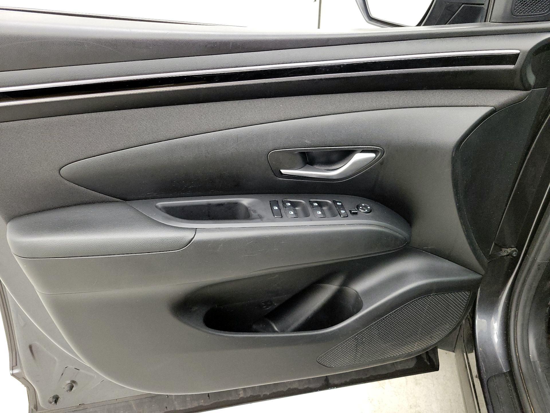 Thumbnail: 2023 Hyundai Tucson - 12