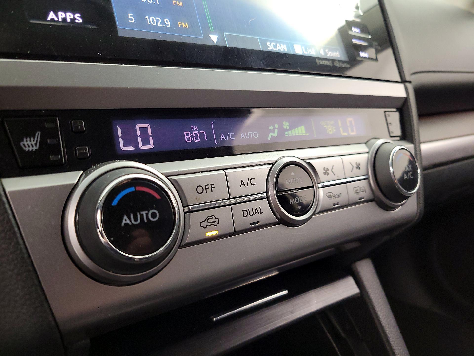 Thumbnail: 2015 Subaru Outback - 16