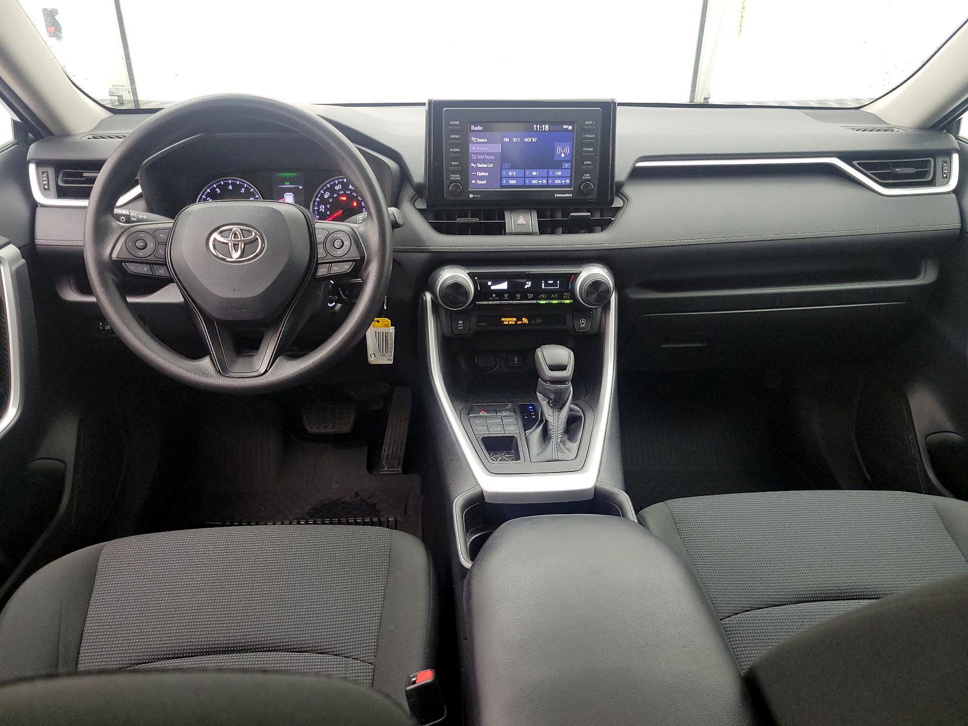 Thumbnail: 2021 Toyota RAV4 - 9