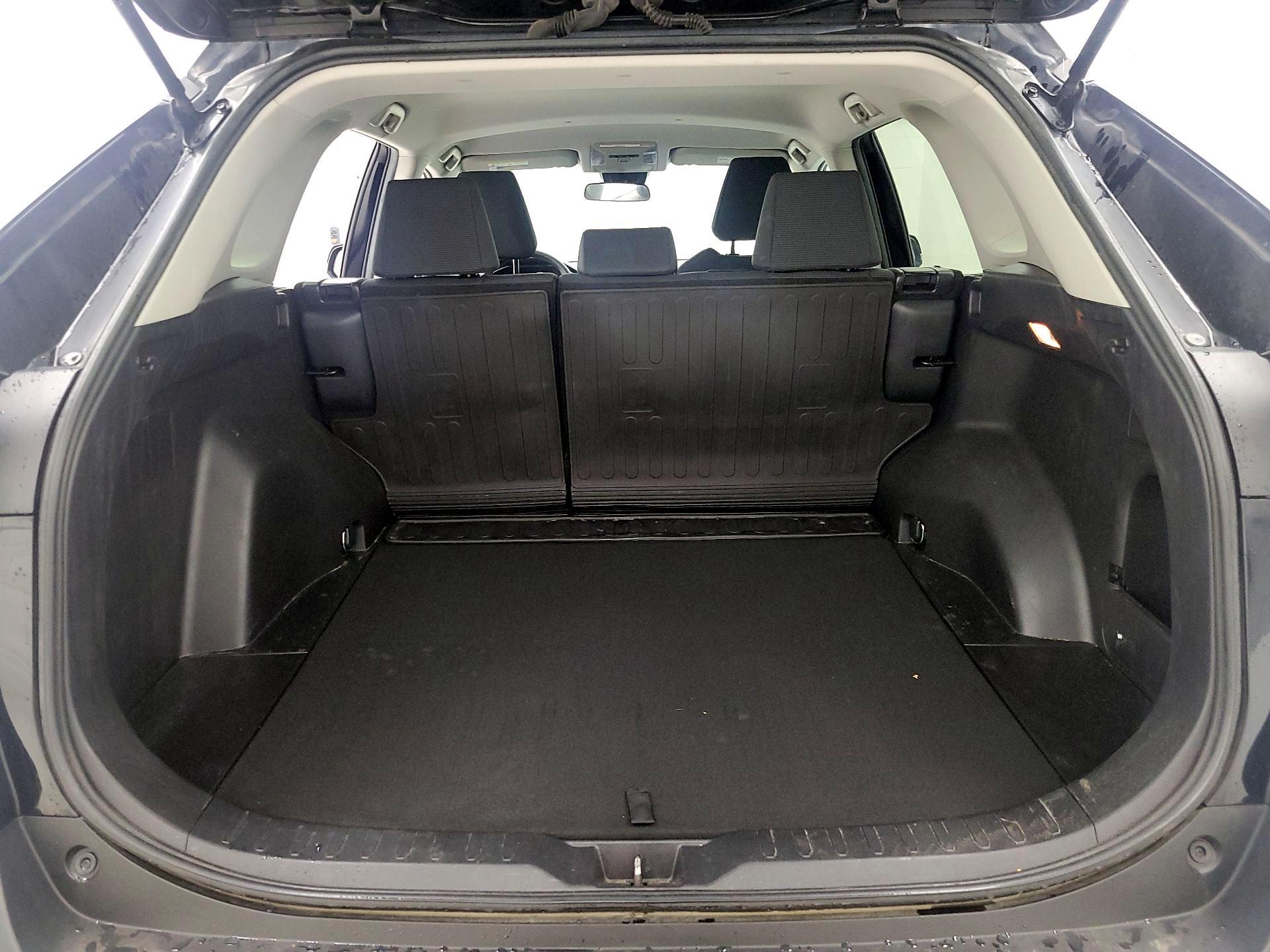 Thumbnail: 2021 Toyota RAV4 - 18