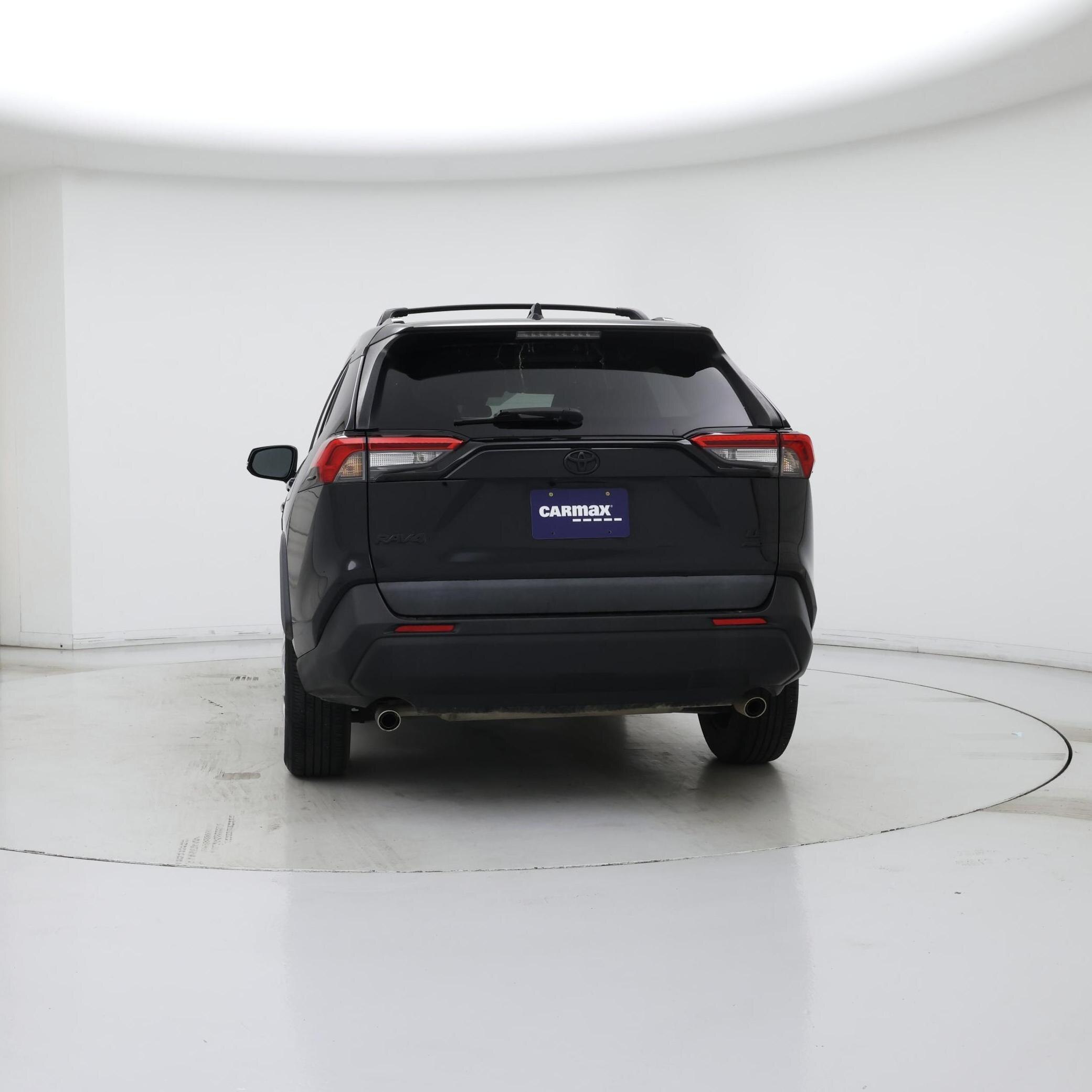 Thumbnail: 2021 Toyota RAV4 - 6