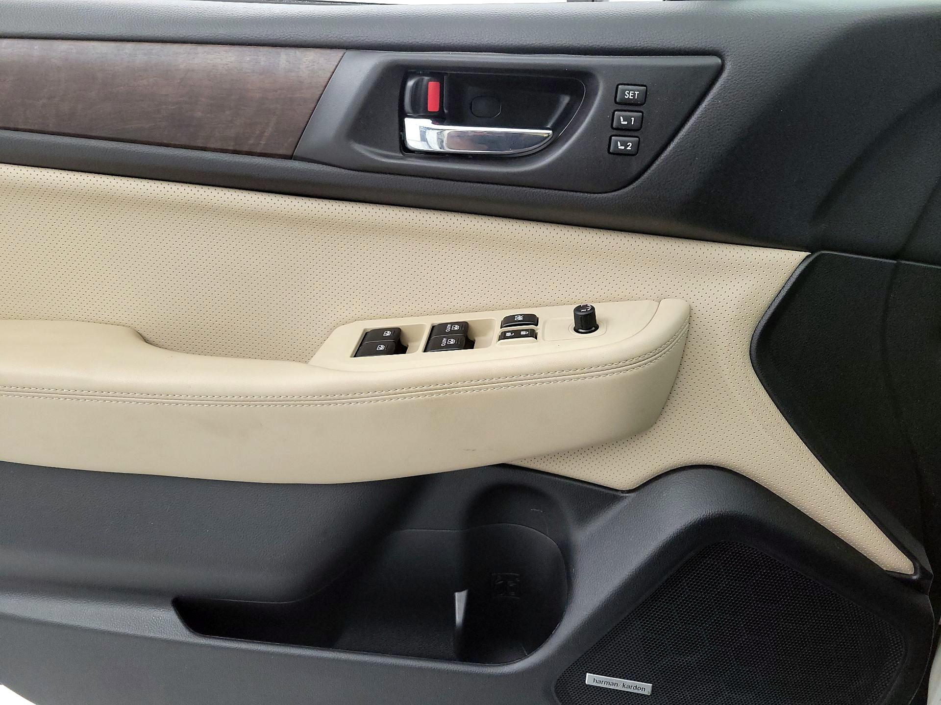 Thumbnail: 2016 Subaru Outback - 12