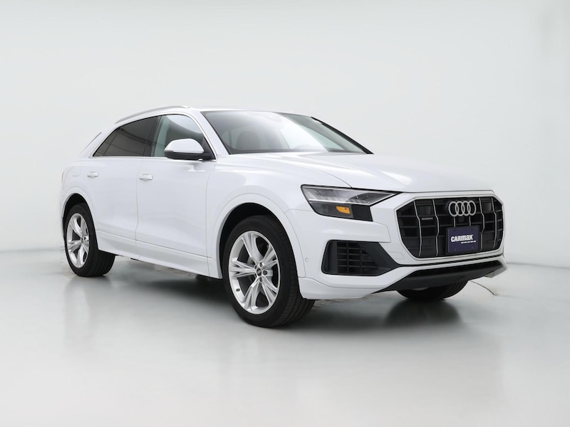 2023 Audi Q8 Premium Plus